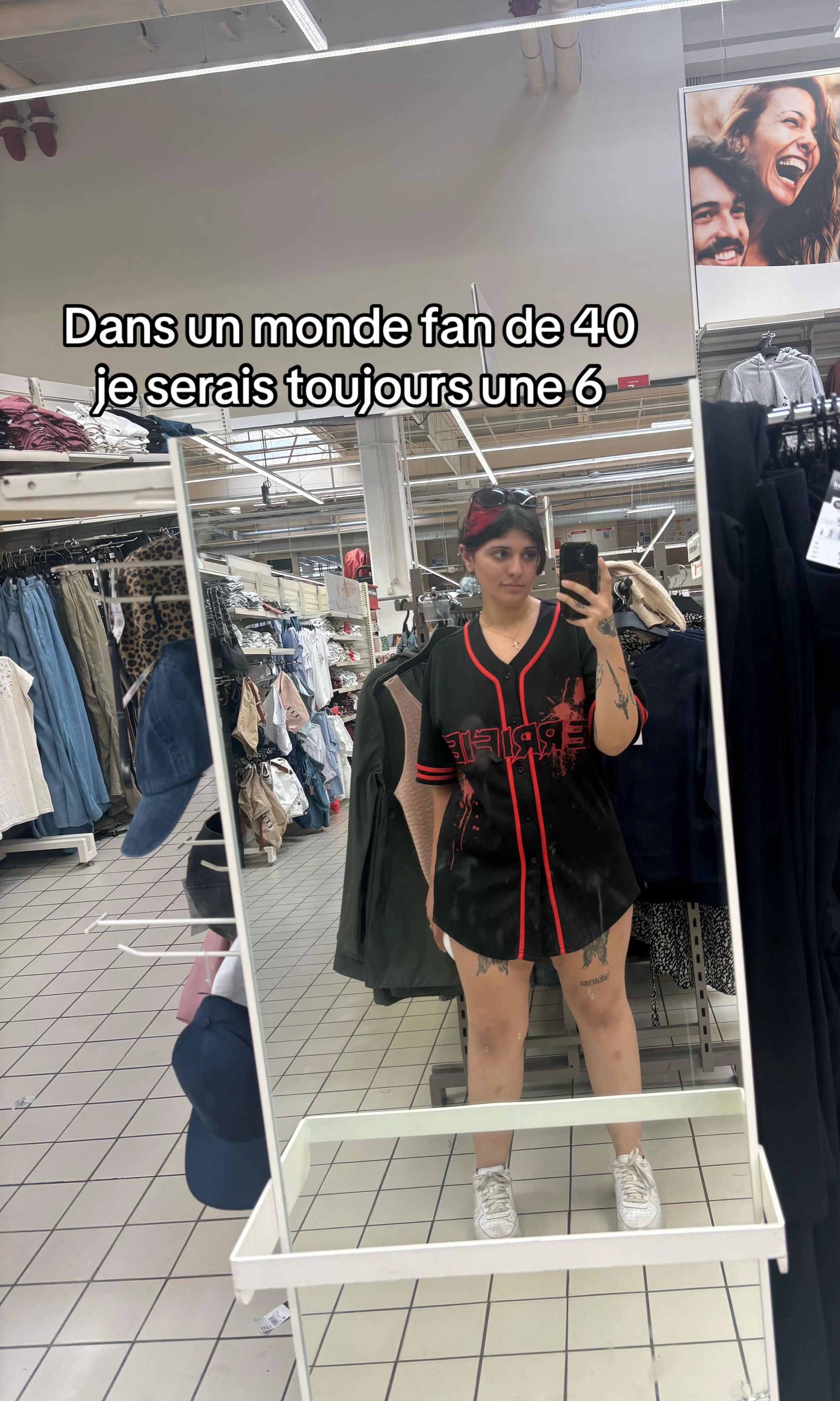 @🕷️