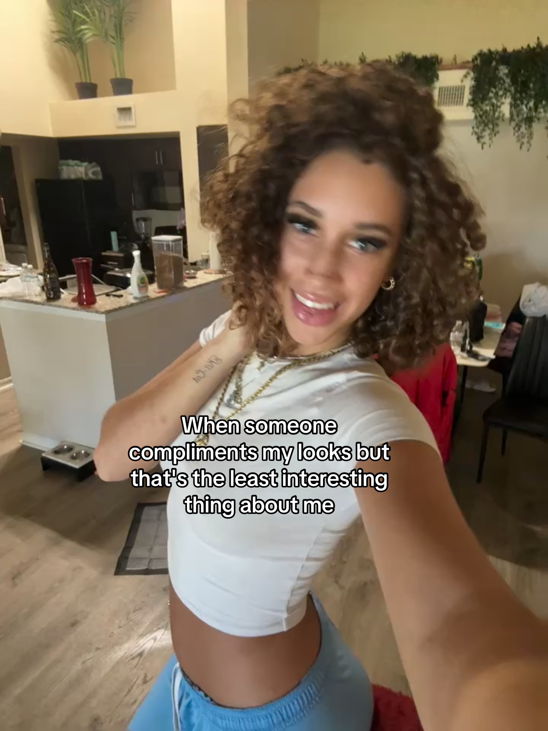 @Lightskinlesbo