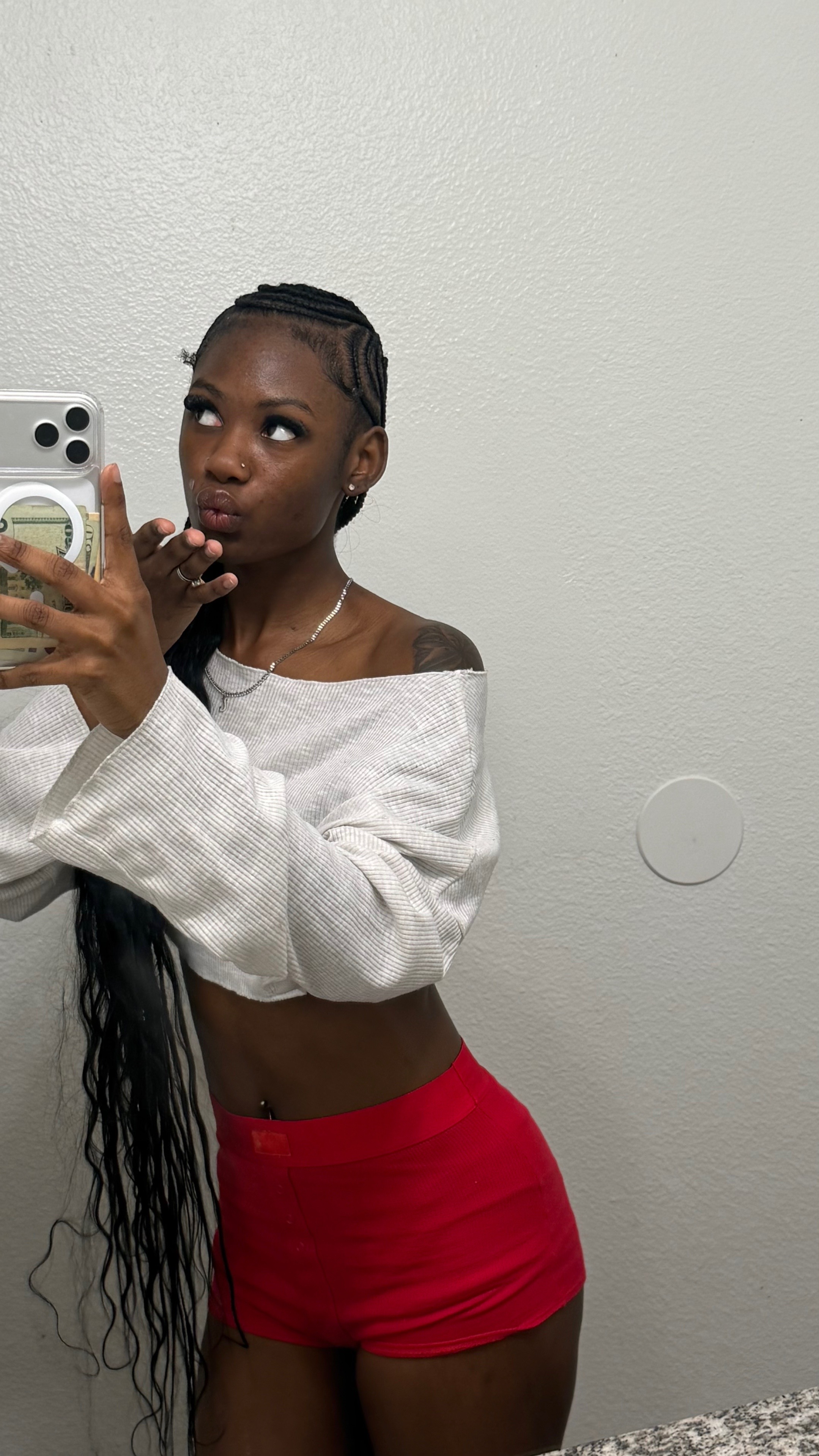 @poodie.