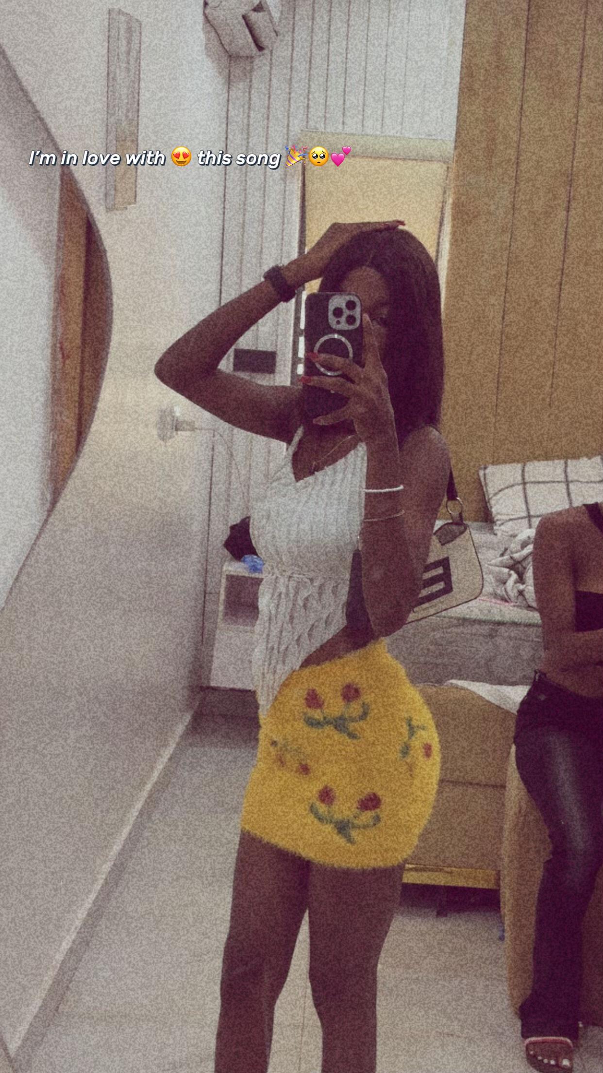 @❥♡︎𝐒𝐞𝐱𝐲 cassie♡︎💕