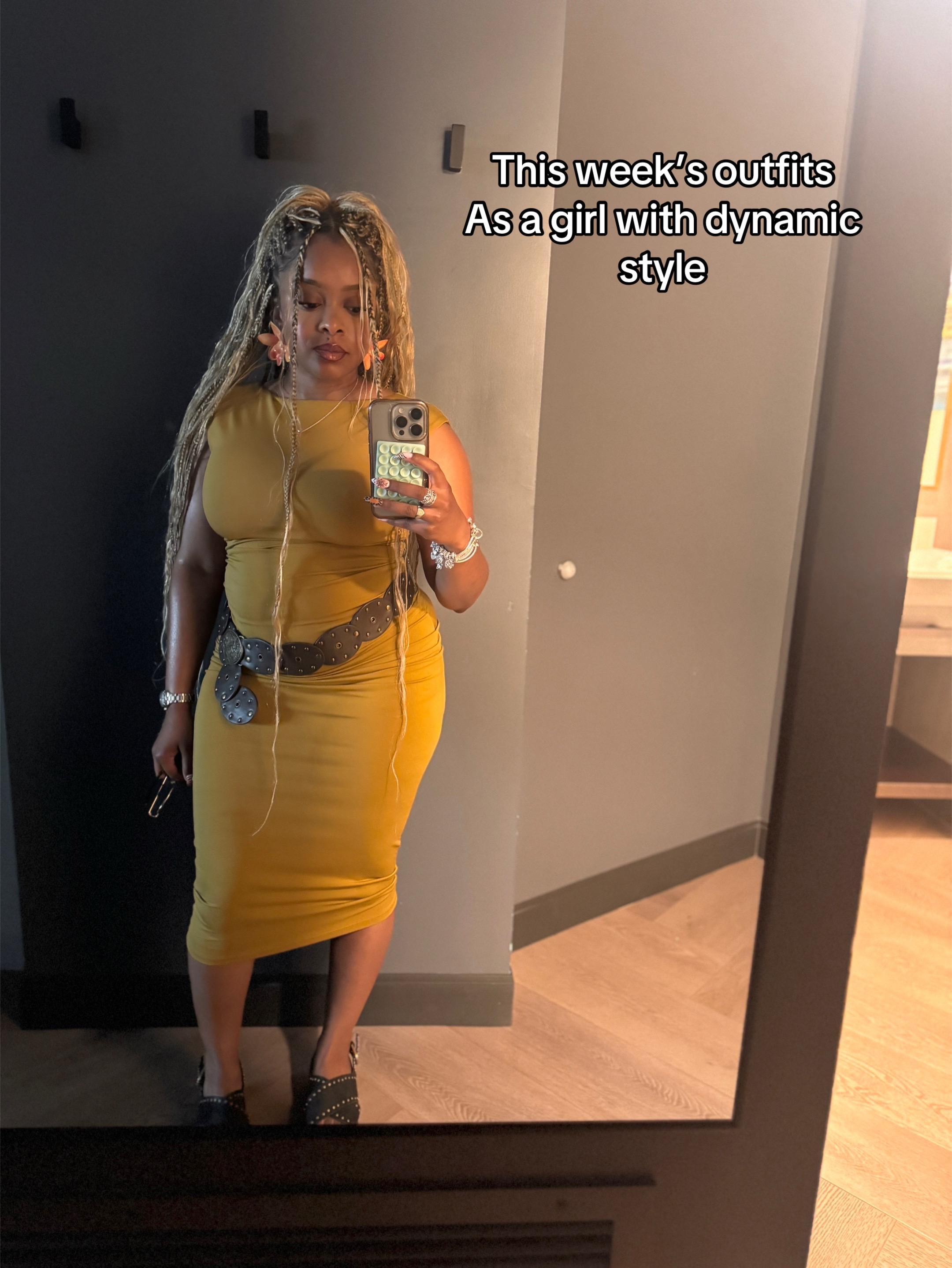 @Nikia J. | Style & Beauty
