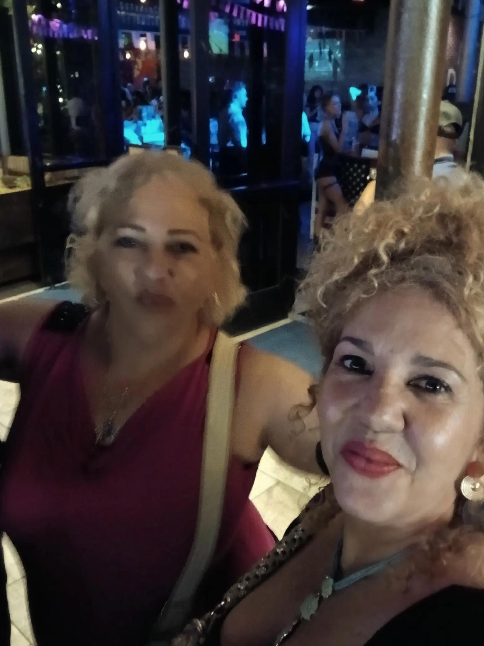 @Saralait