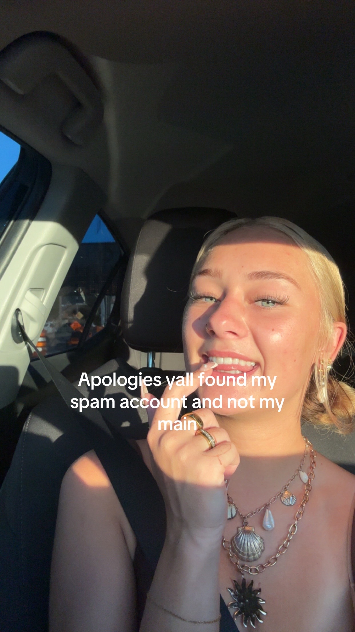 @Isa🔔a
