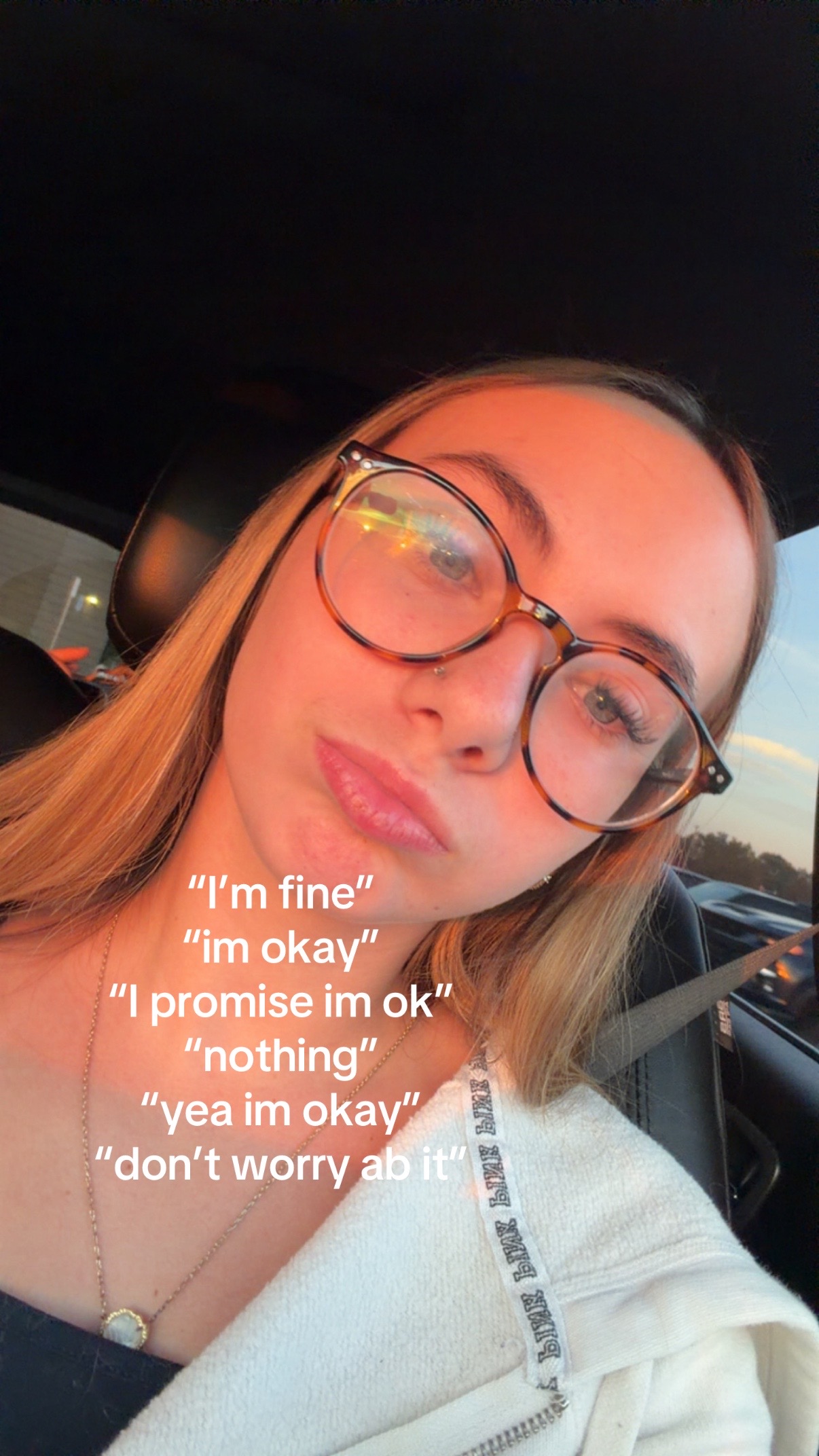 @???