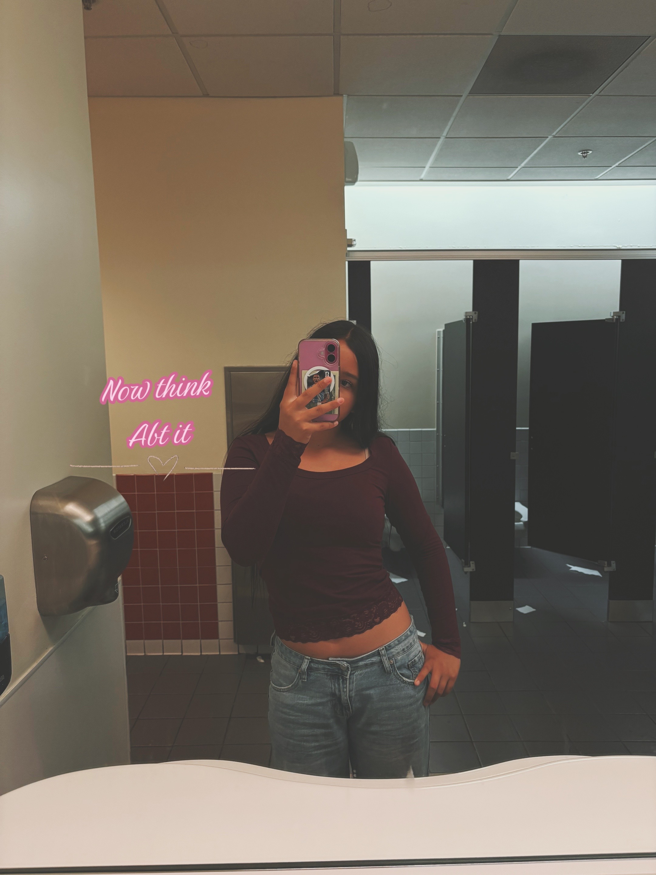 @Ximena🤍🥹