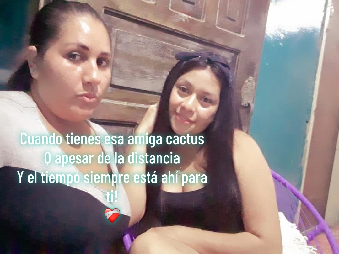 @Flor 🍒🥀🐷🧟♀️
