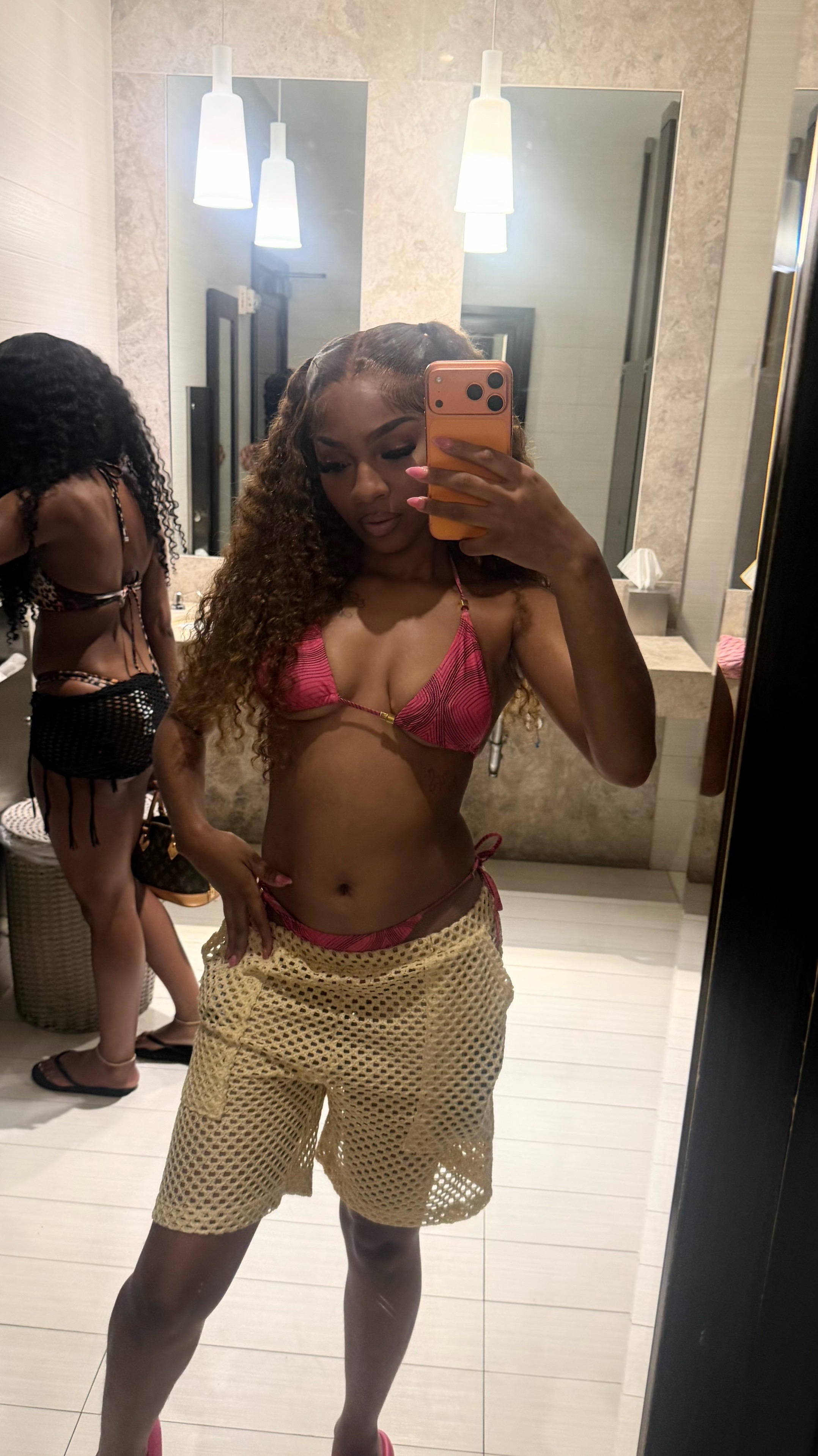 @MadiiThabrat|Content Creator🦋