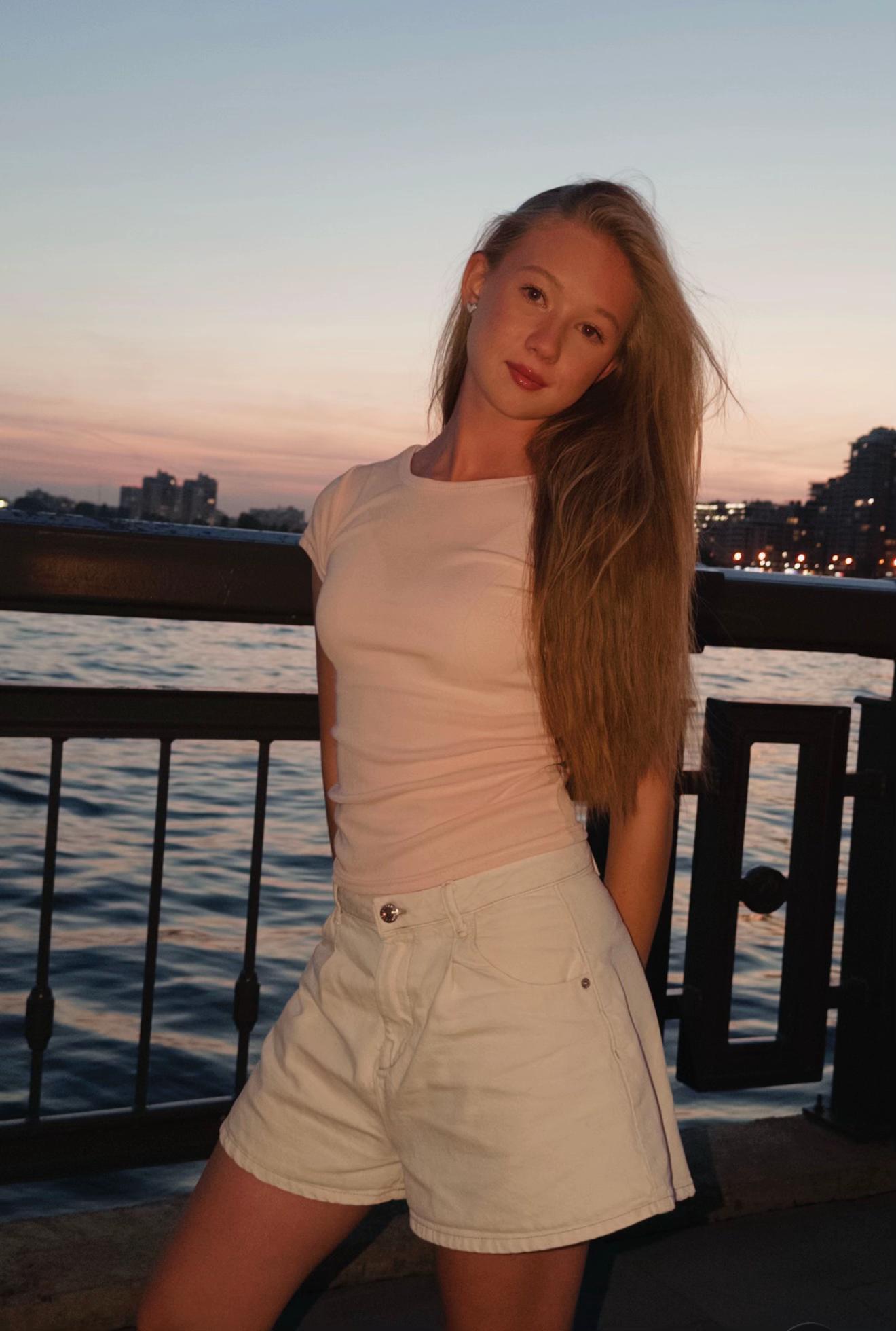 @Амина🤍