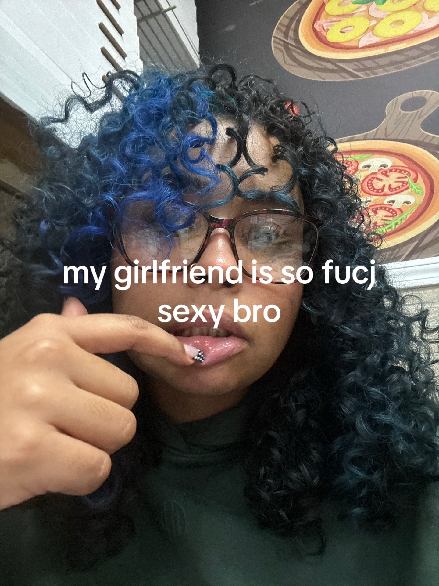 @️