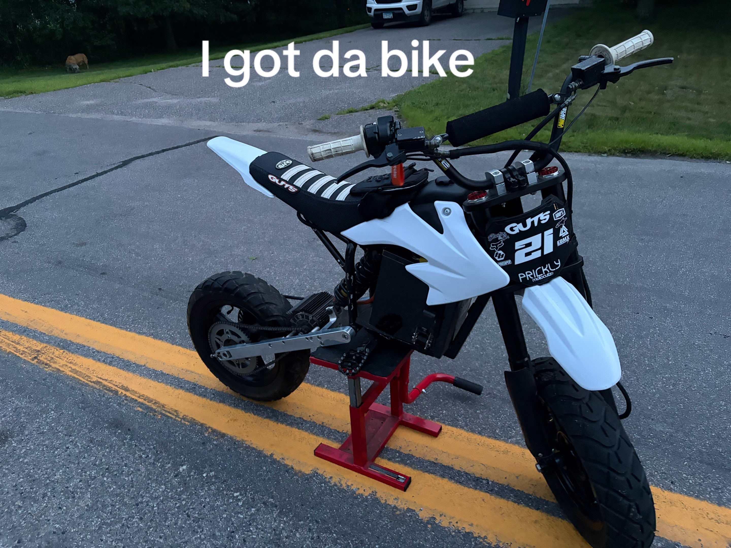 @Tht_rzr👻