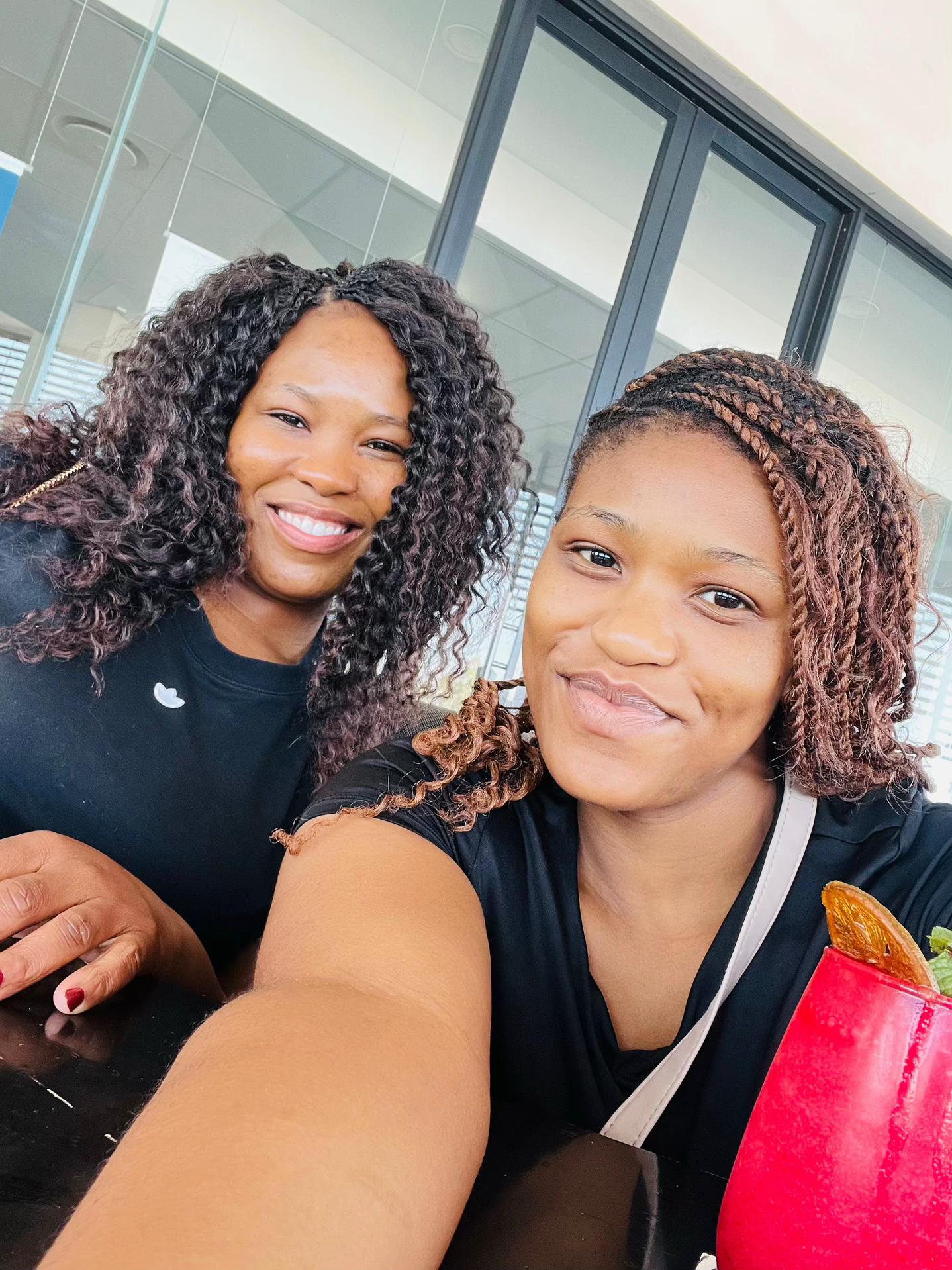 @Dimpho