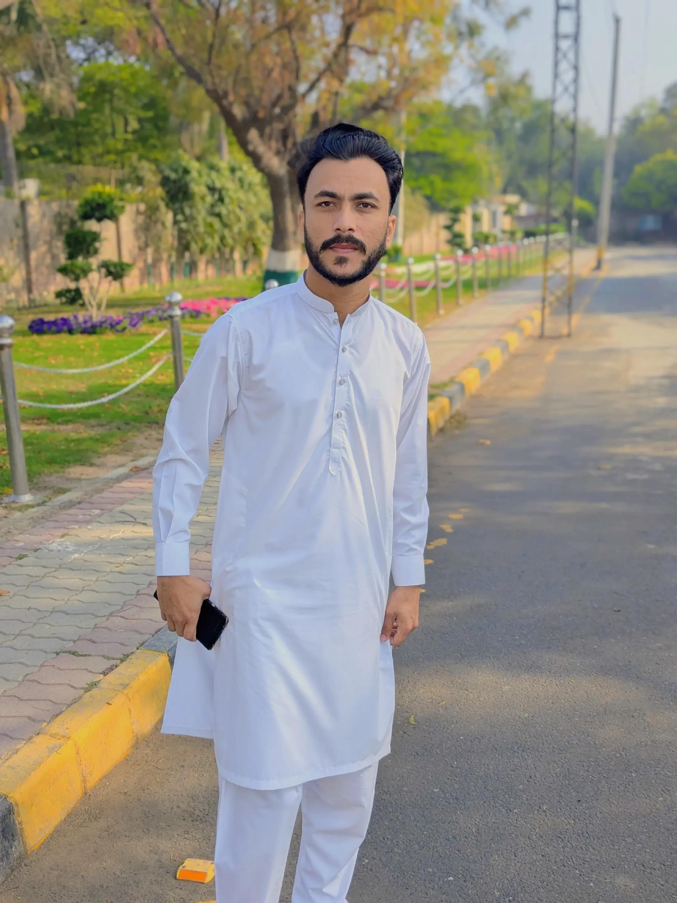 @ع