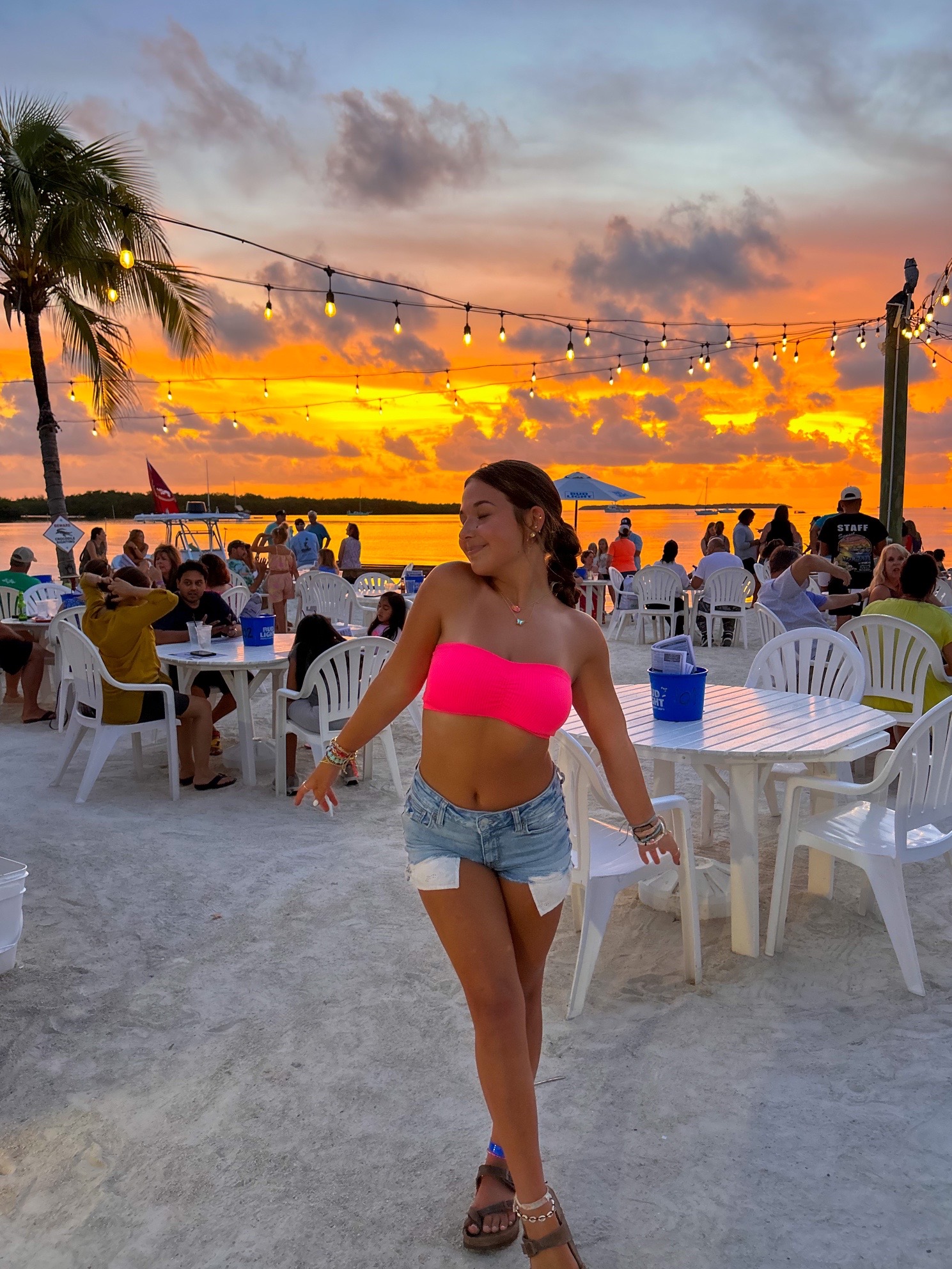 @ari🌅🌞🐚🦈
