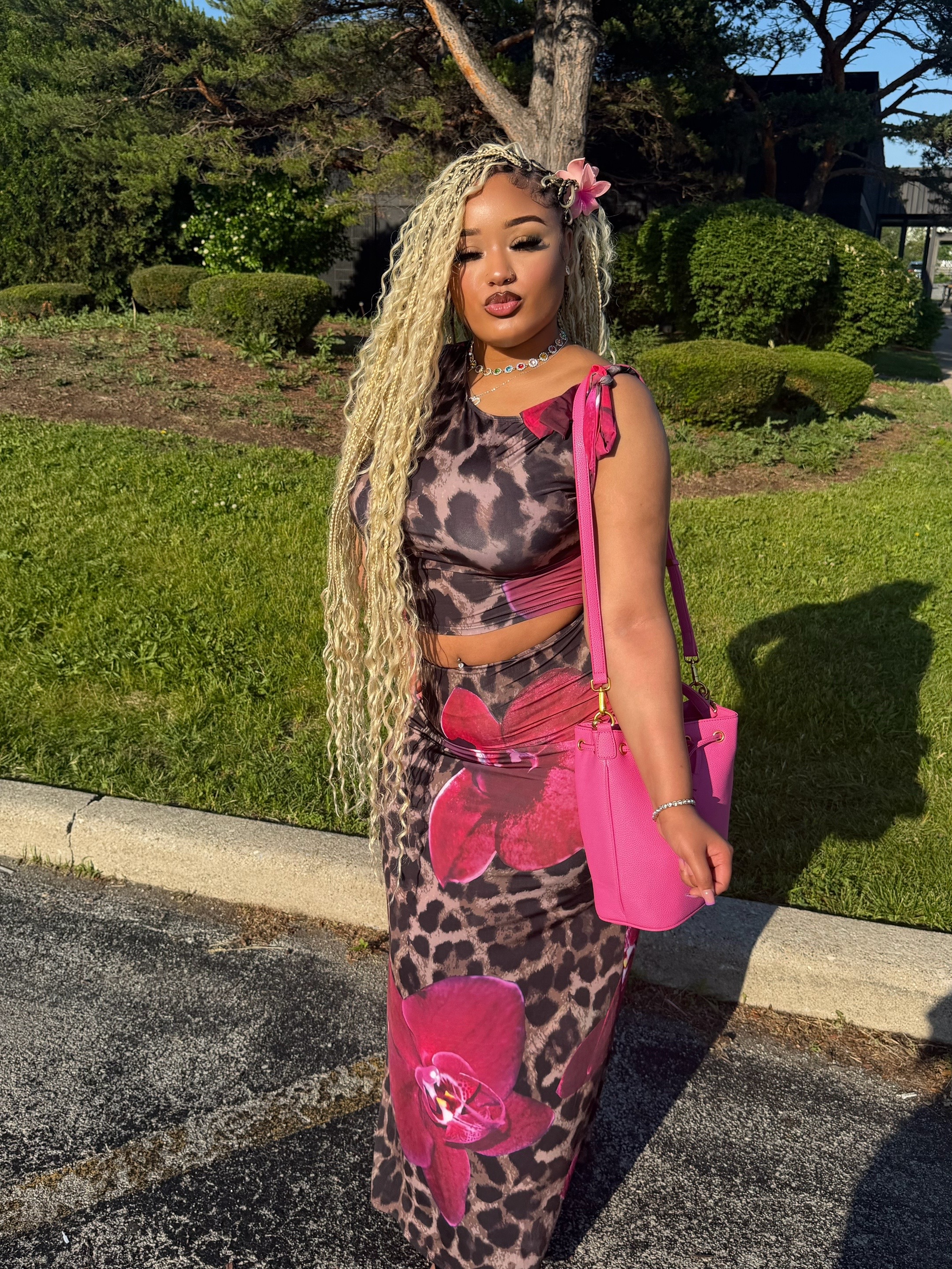 @It&rsquo;s SIMONE to you b!tches