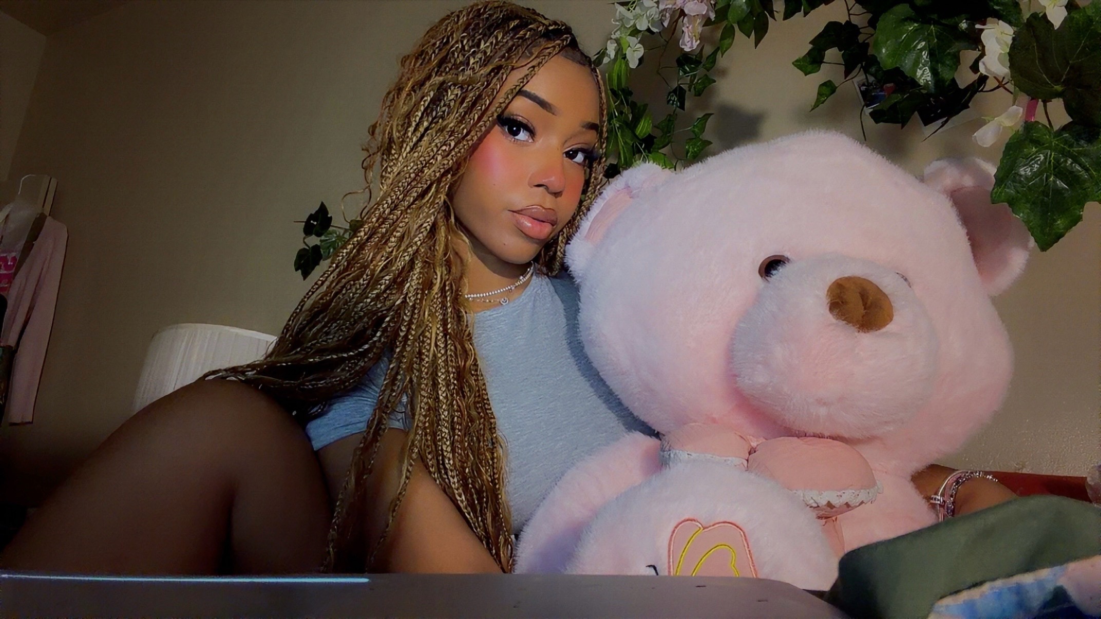 @manii🎀.