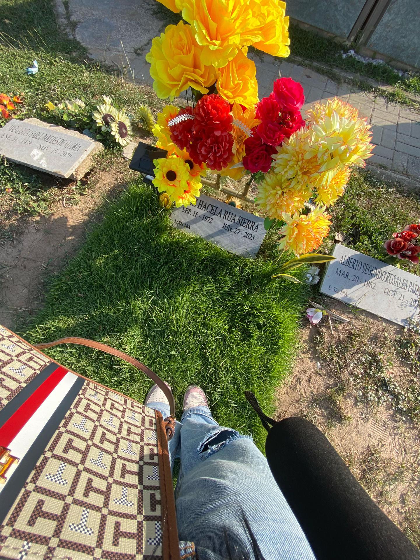 @💛