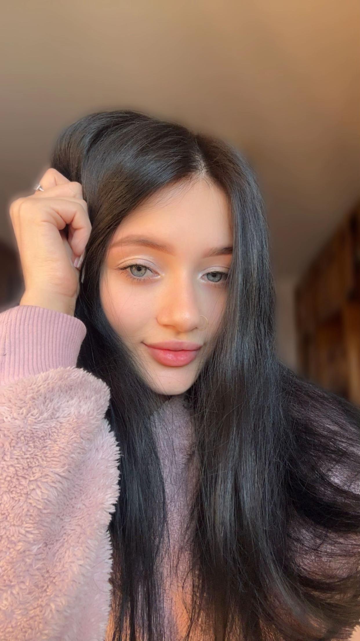 @💖_S_I_M_K_A_💖