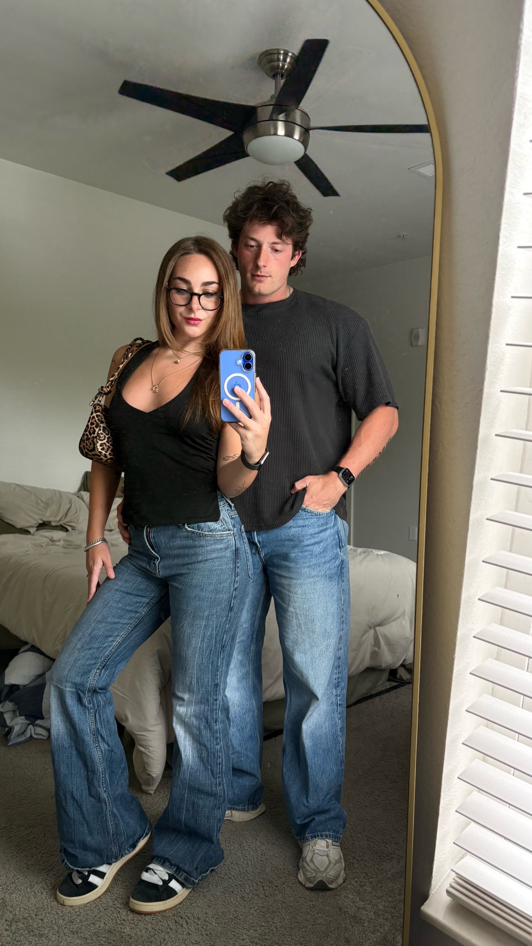 @lindseylicata_