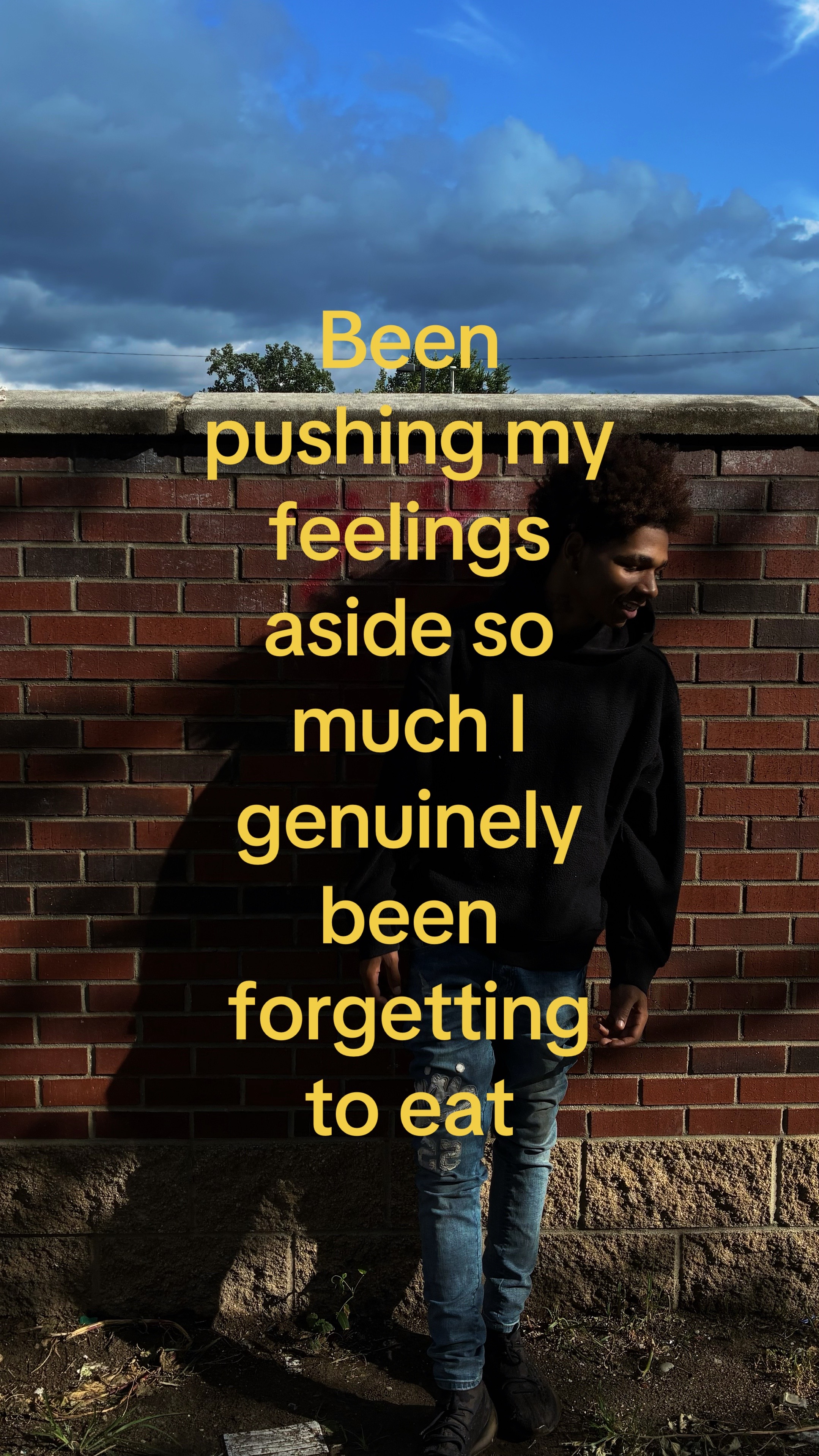 @⃟