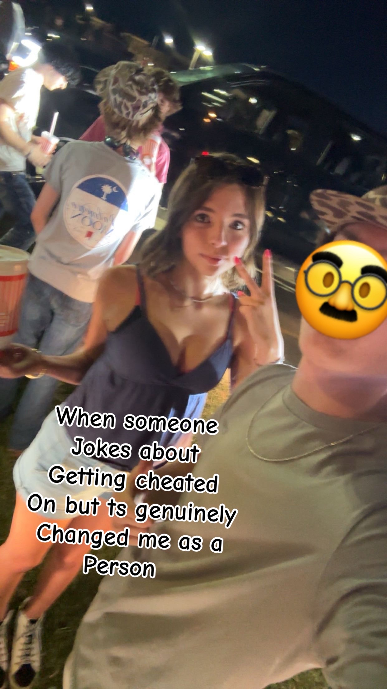 @😚