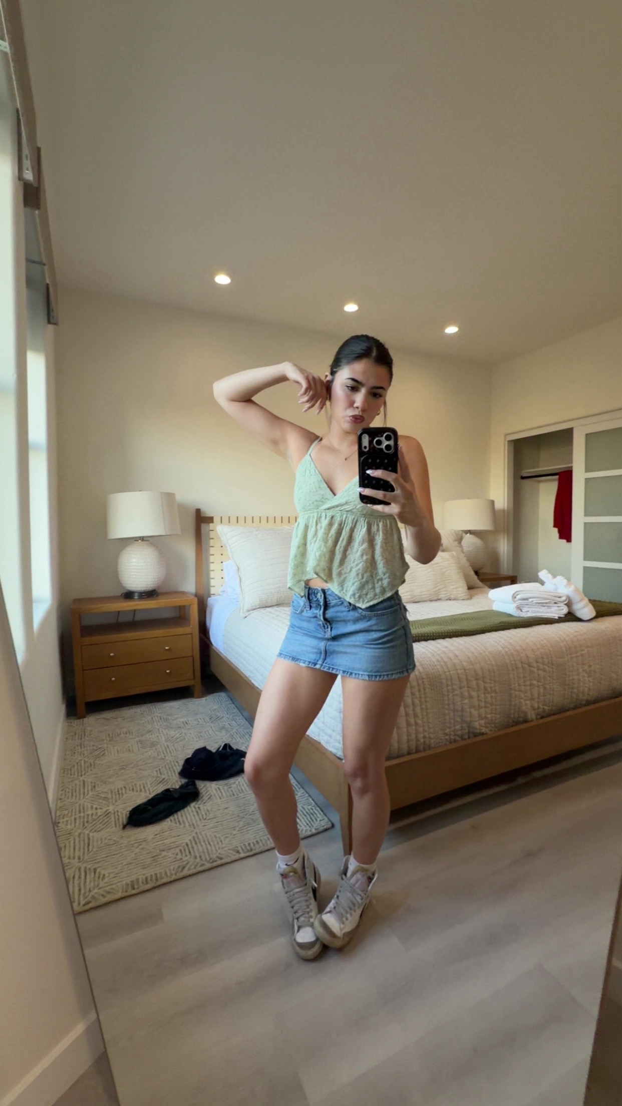 @k8EE