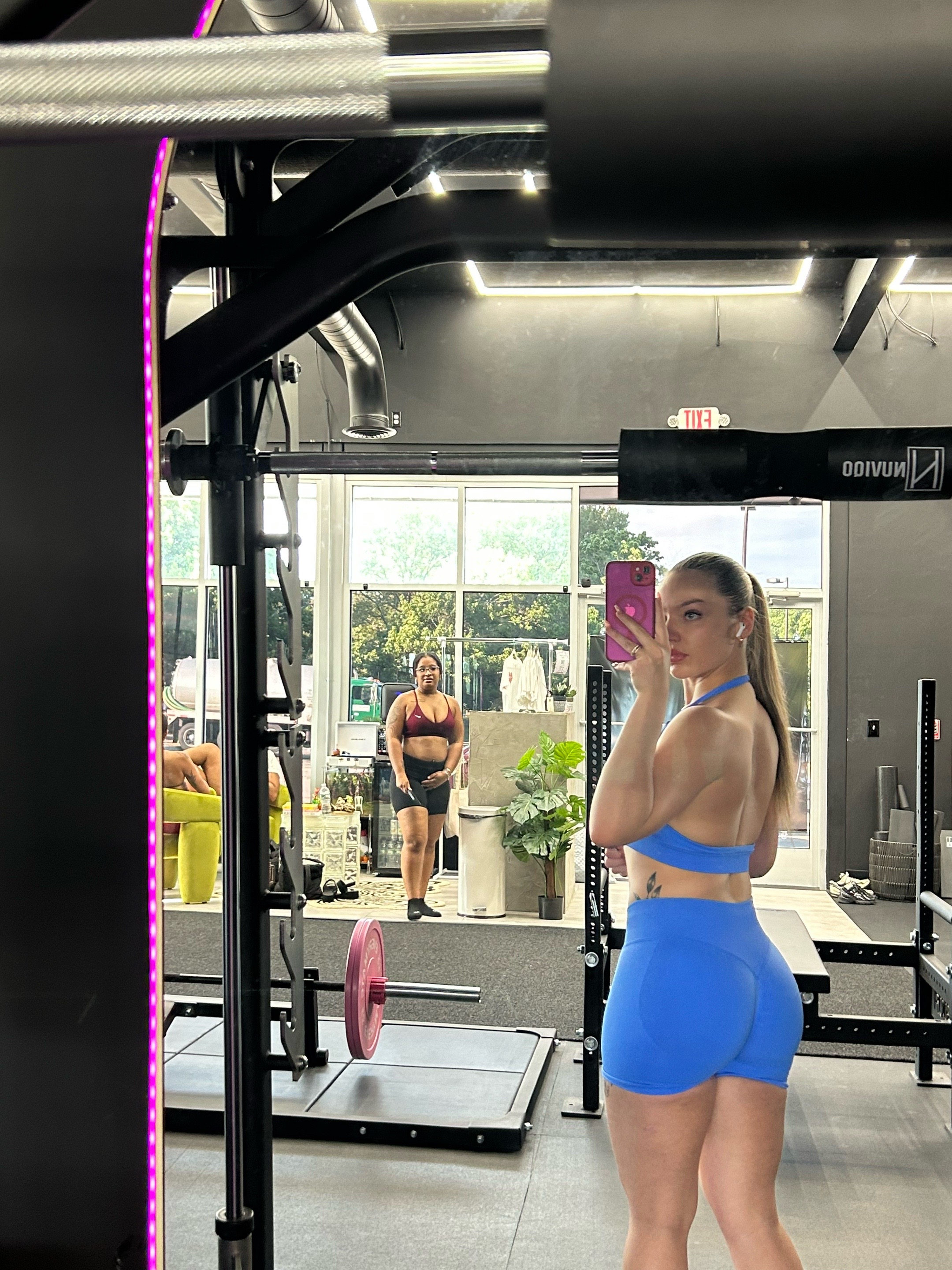 @bodypartyw.ary