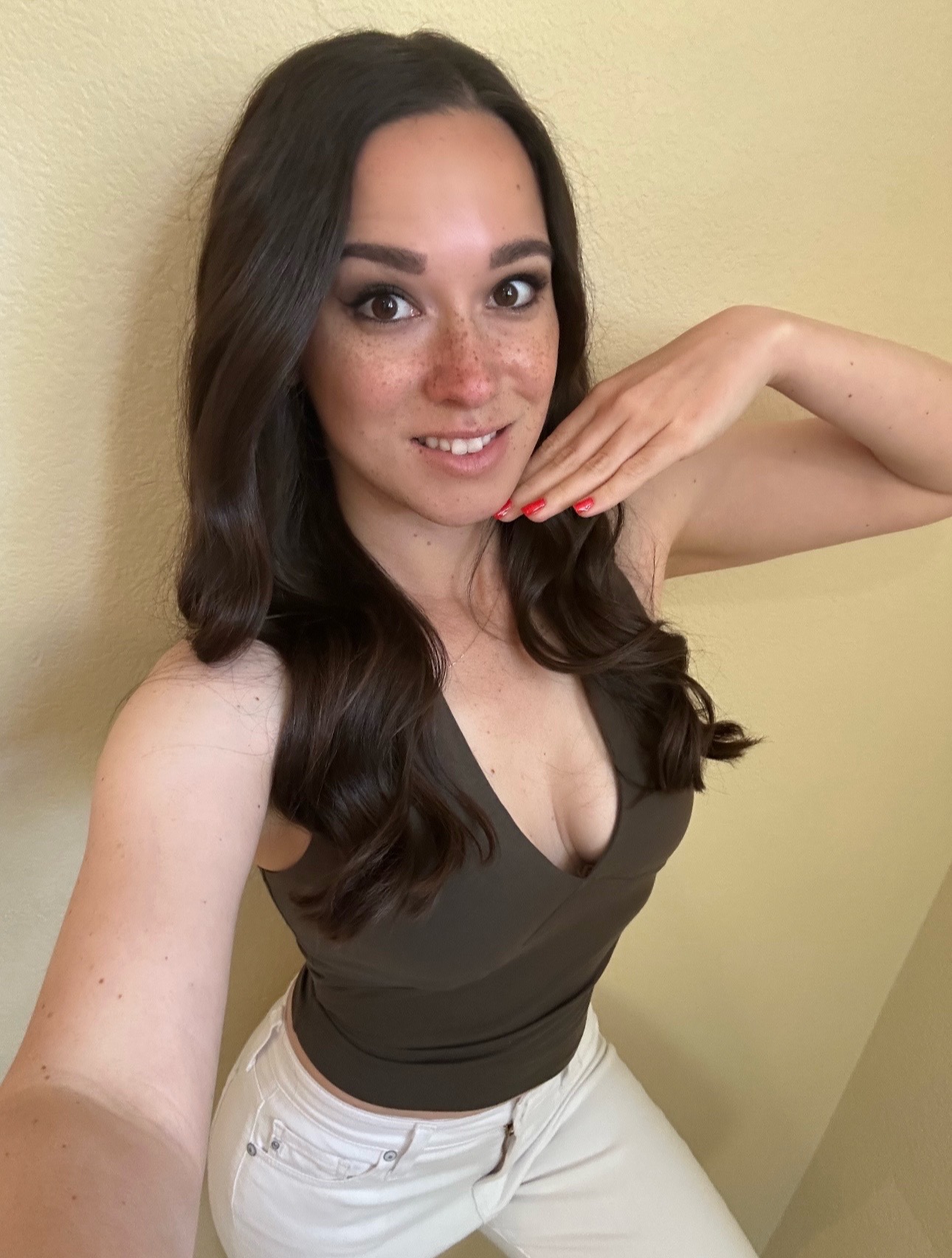 @Alanaaraya