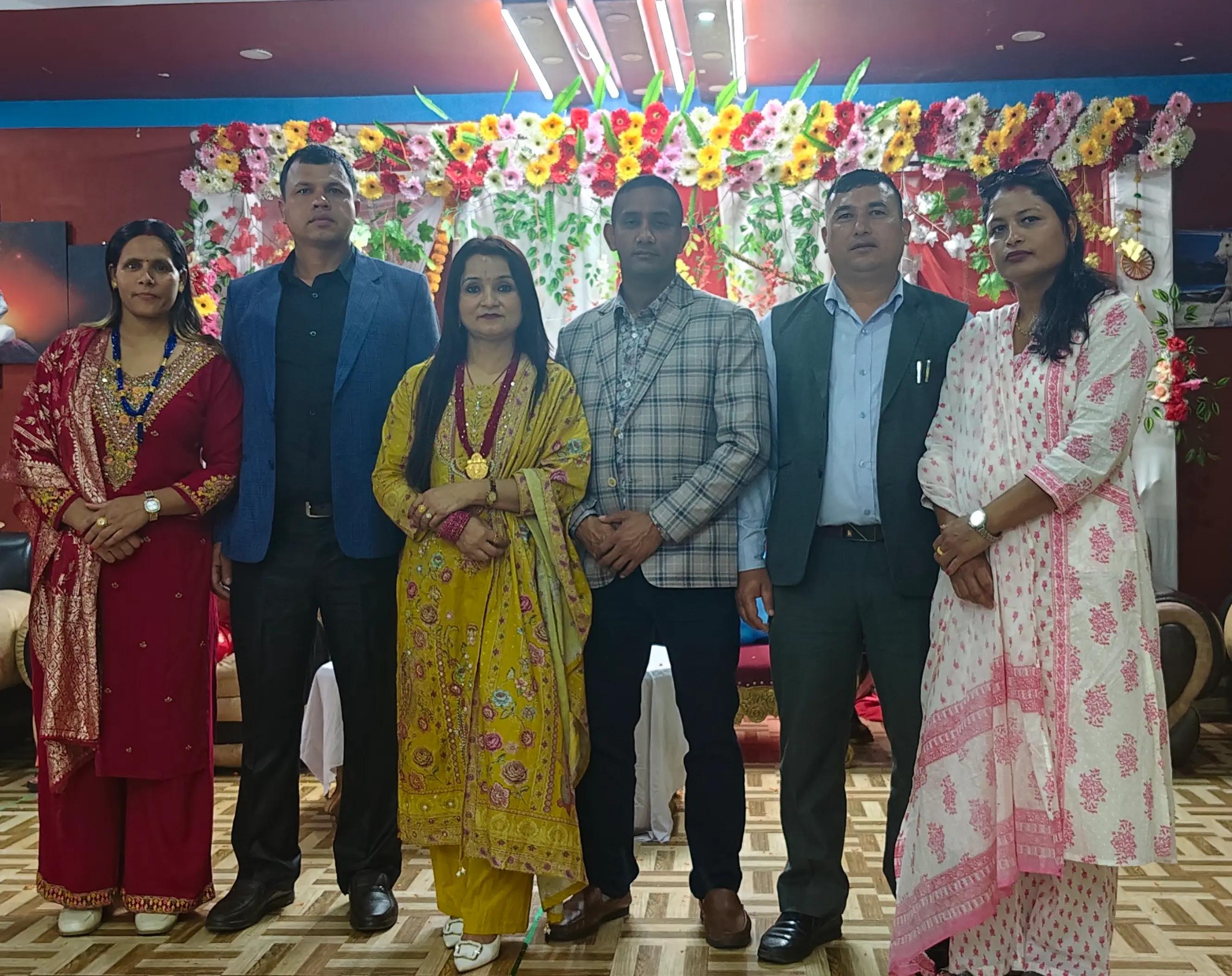 @Koh-i-Noor@usha