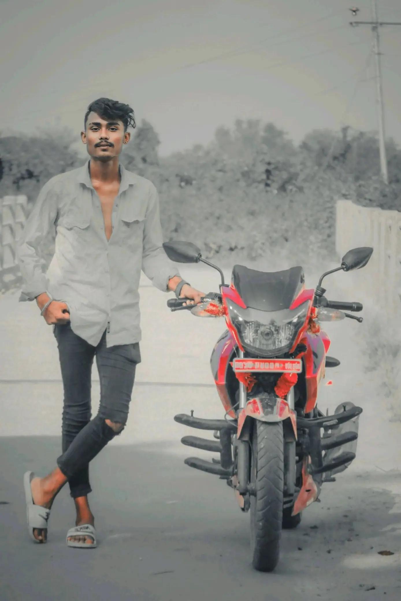 @❣️Bhojpuriya_Xaura⚡