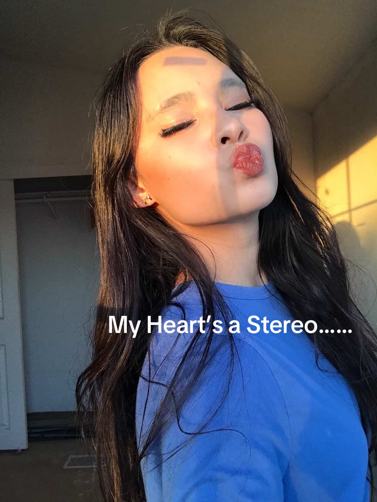 @xoxo_kisses_mk