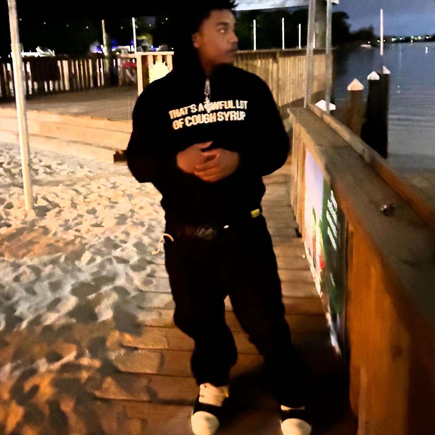 @IAMNOTREAL