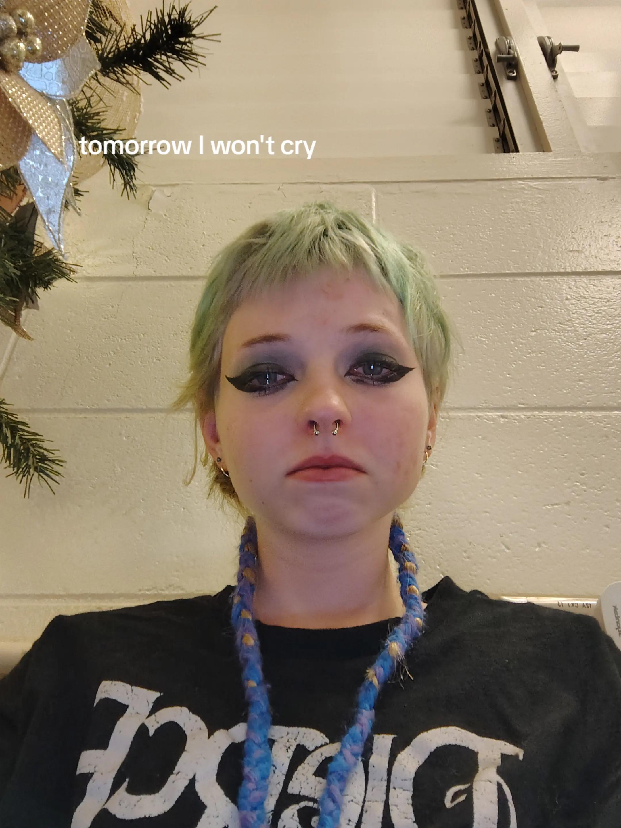 @REM_MER