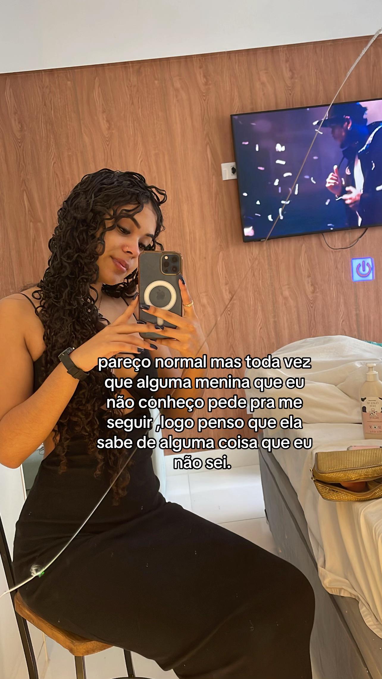 @Nynacoutinho