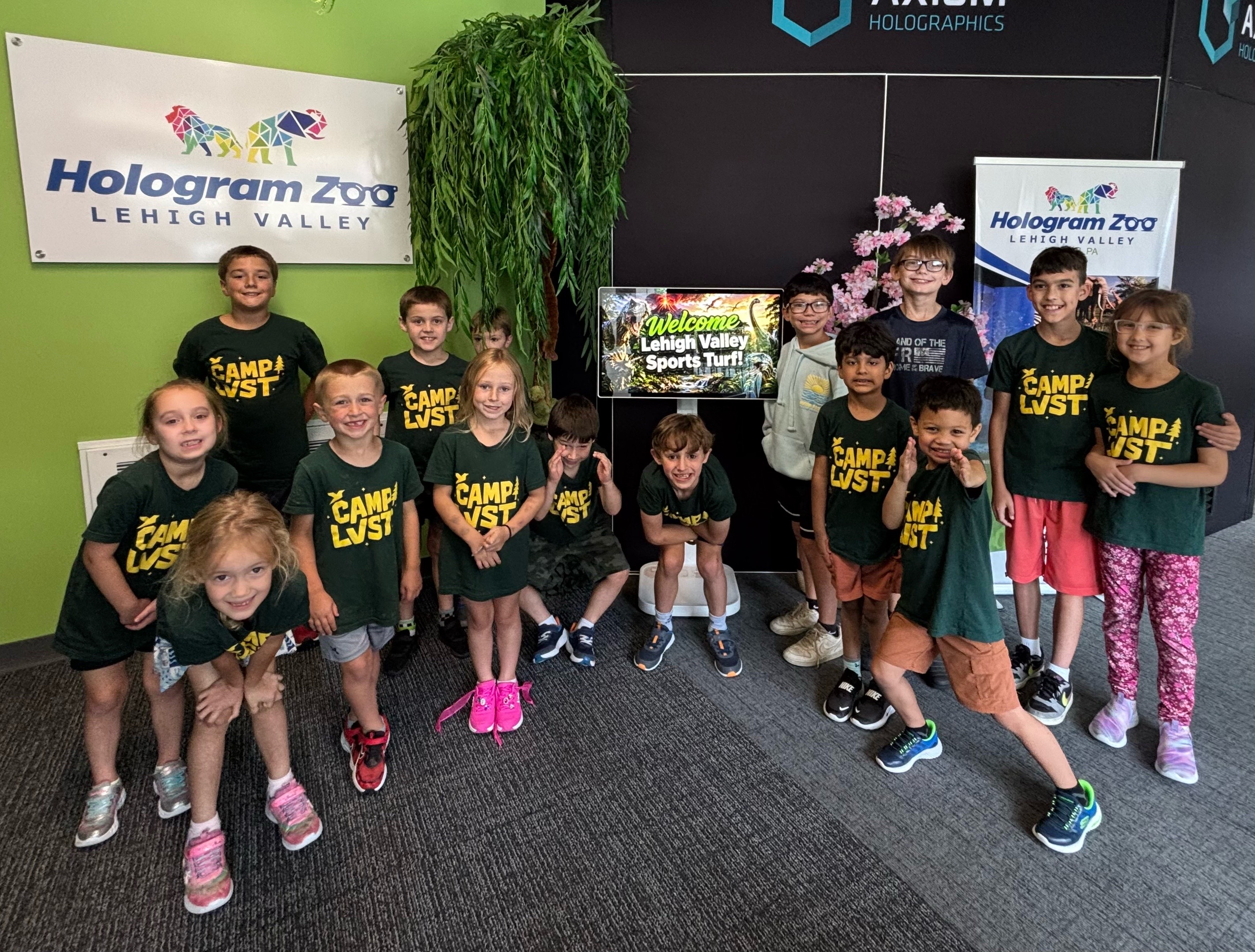 @Hologram Zoo Lehigh Valley