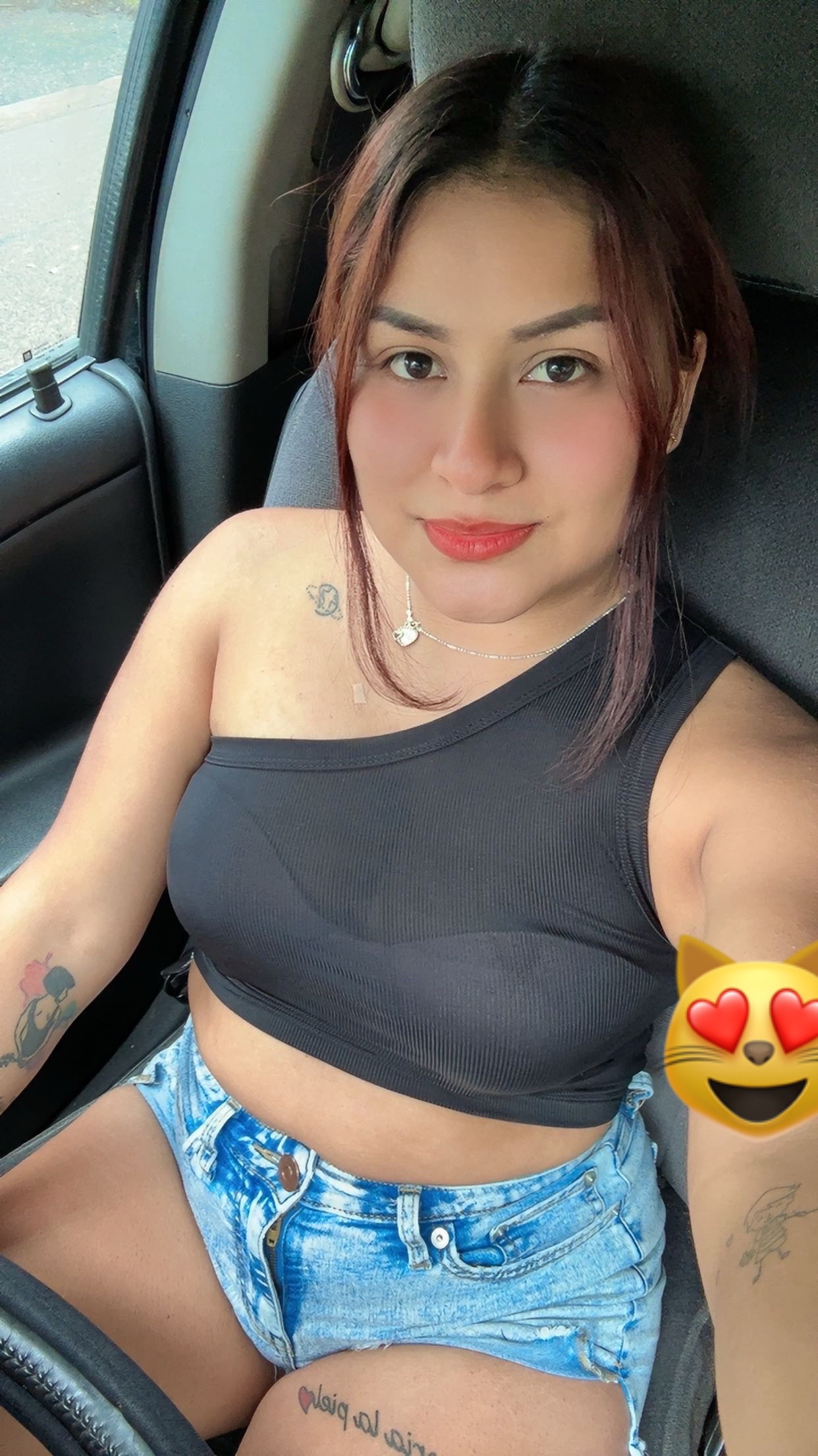 @🦋