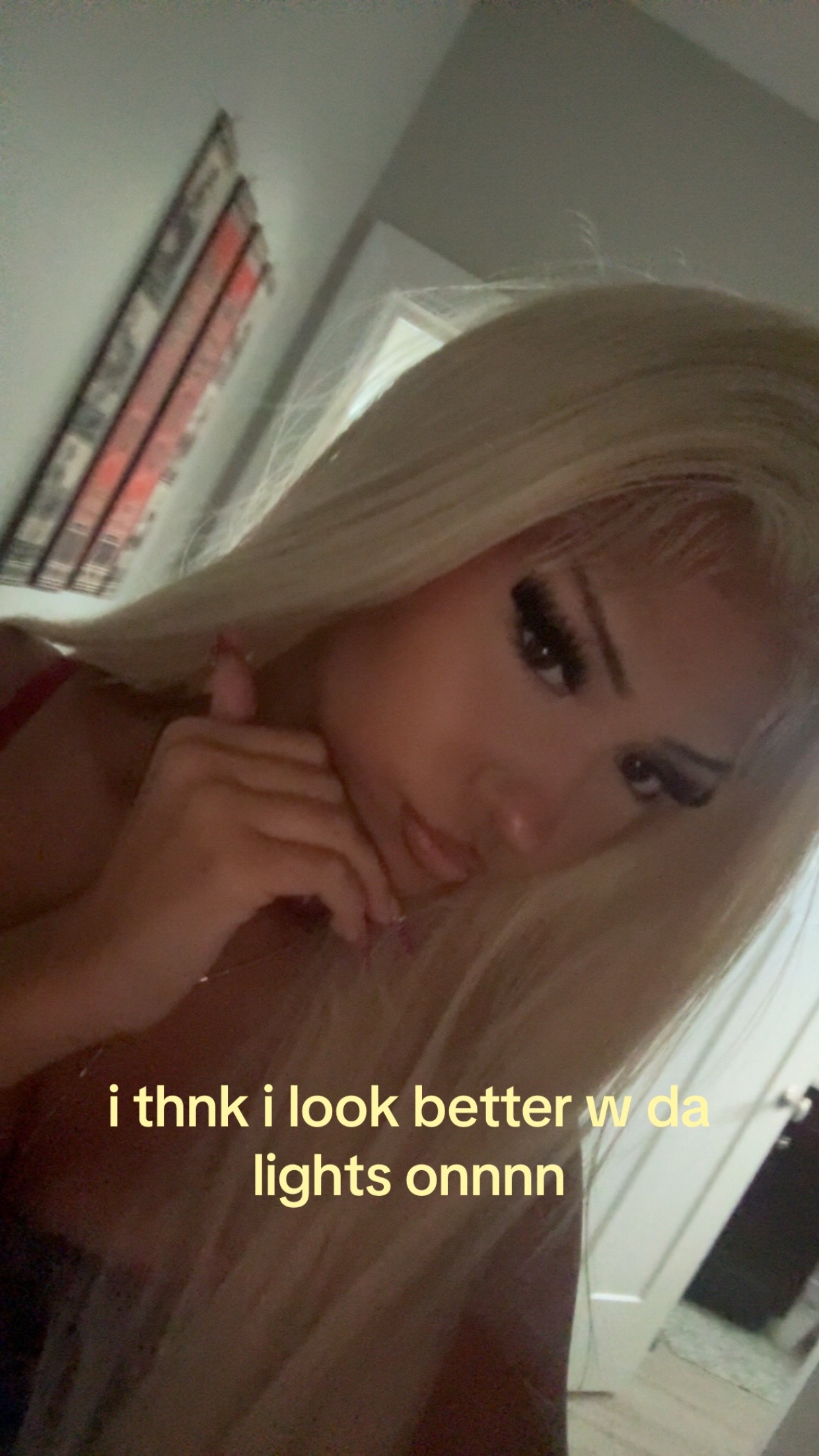 @👸🏼