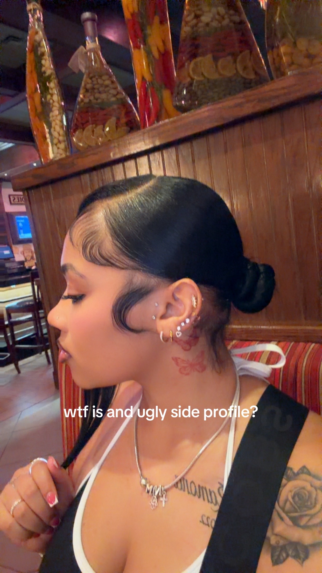 @monique