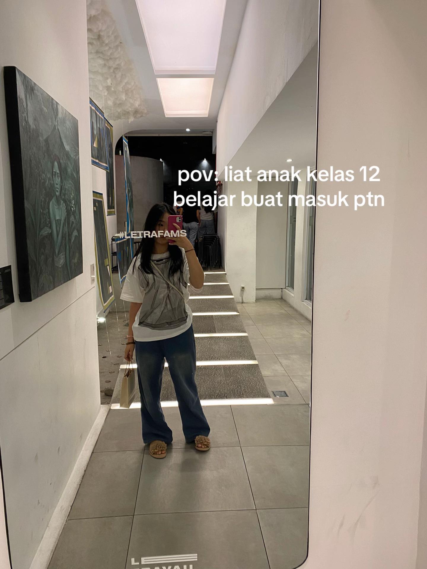 @esther ⋆. 𐙚 ̊