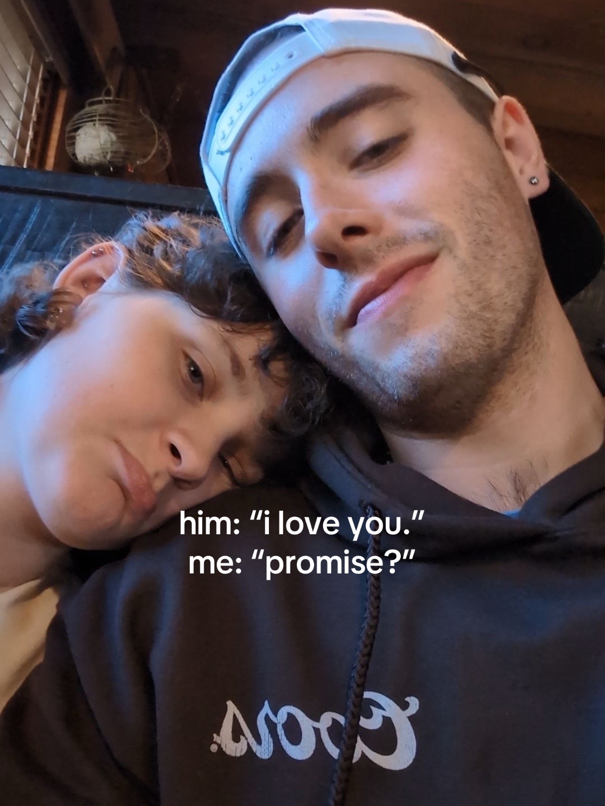 @mo