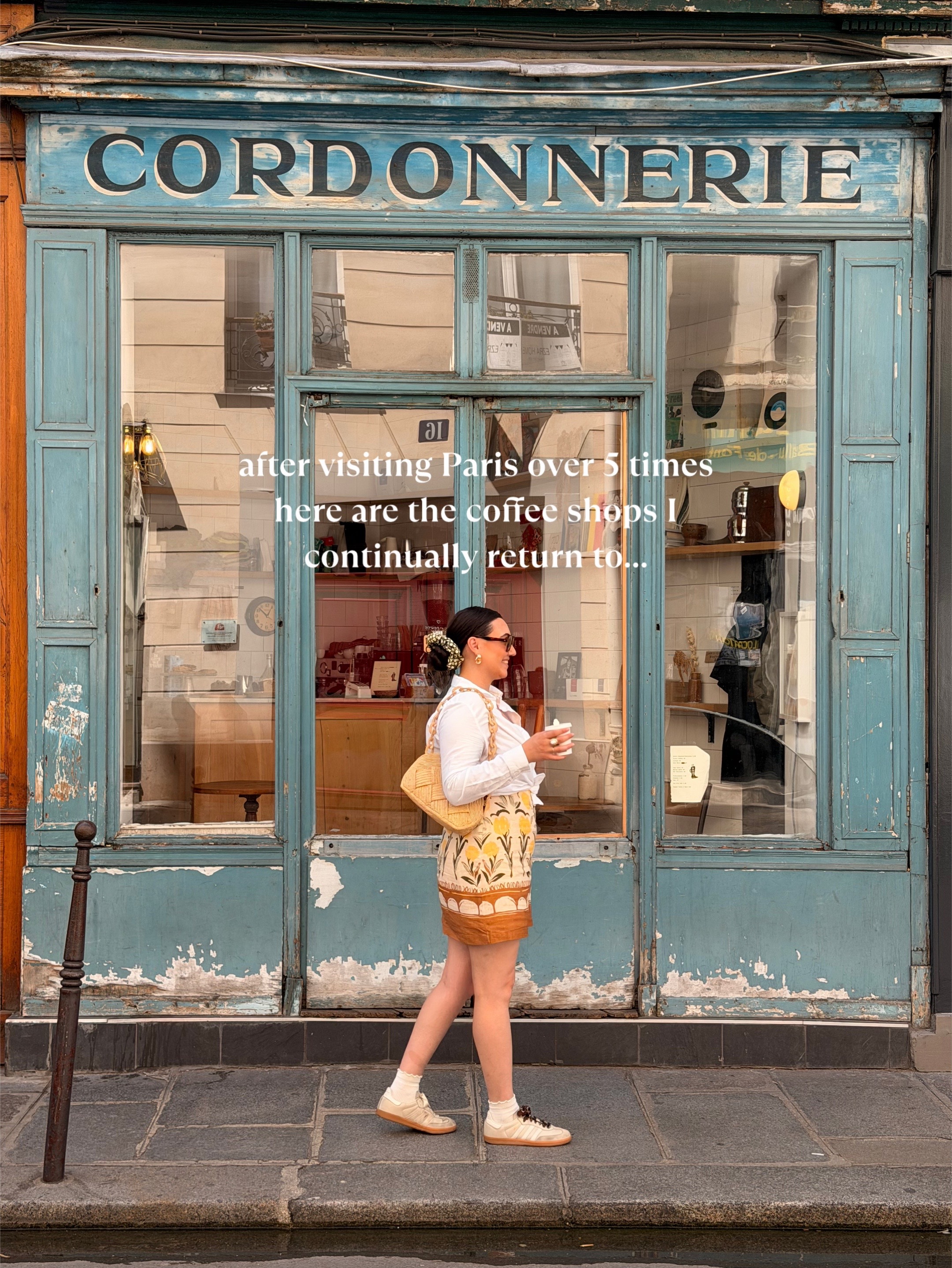 @Courtney | Travel + Lifestyle