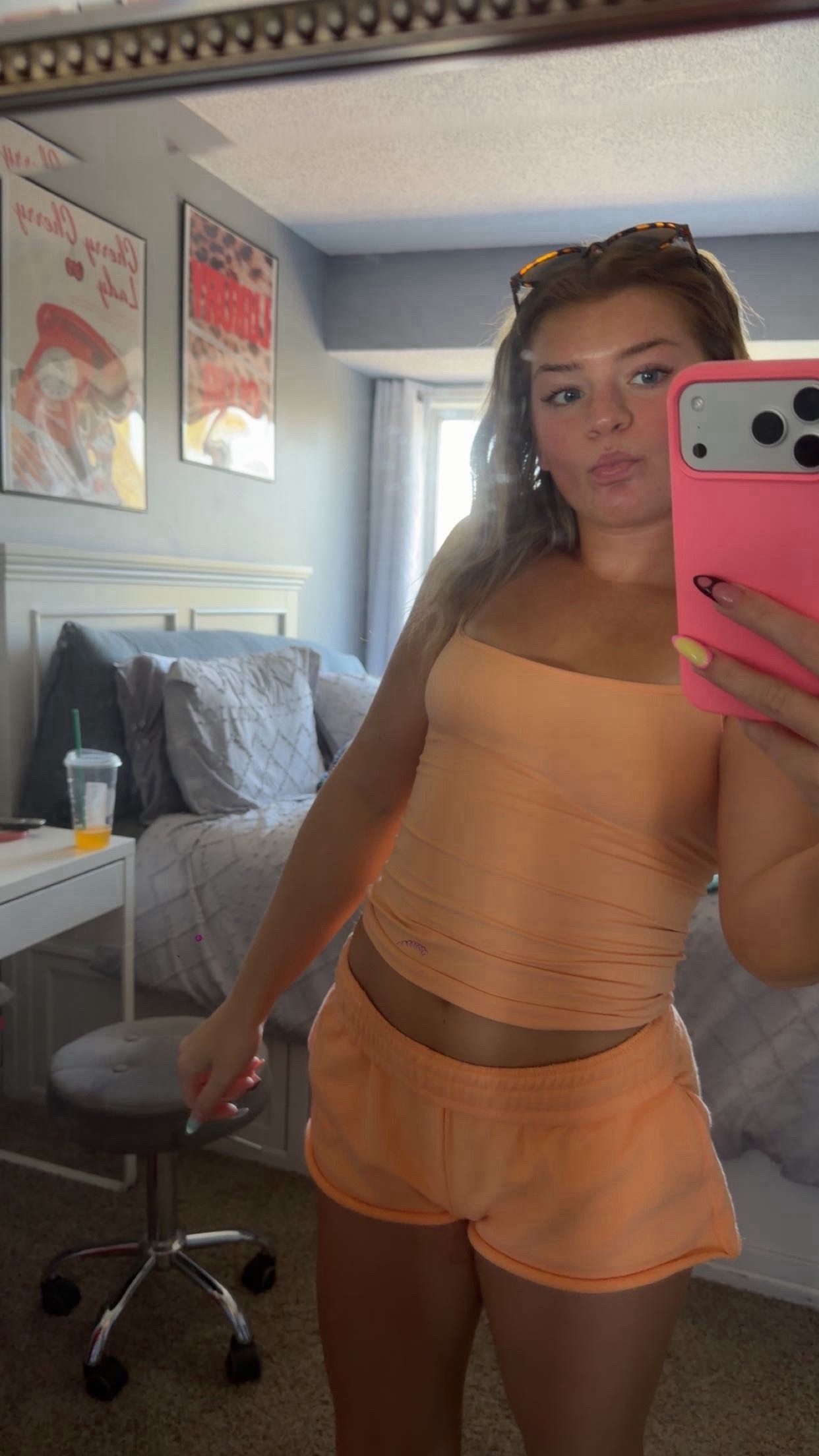 @livvyonnatbeat