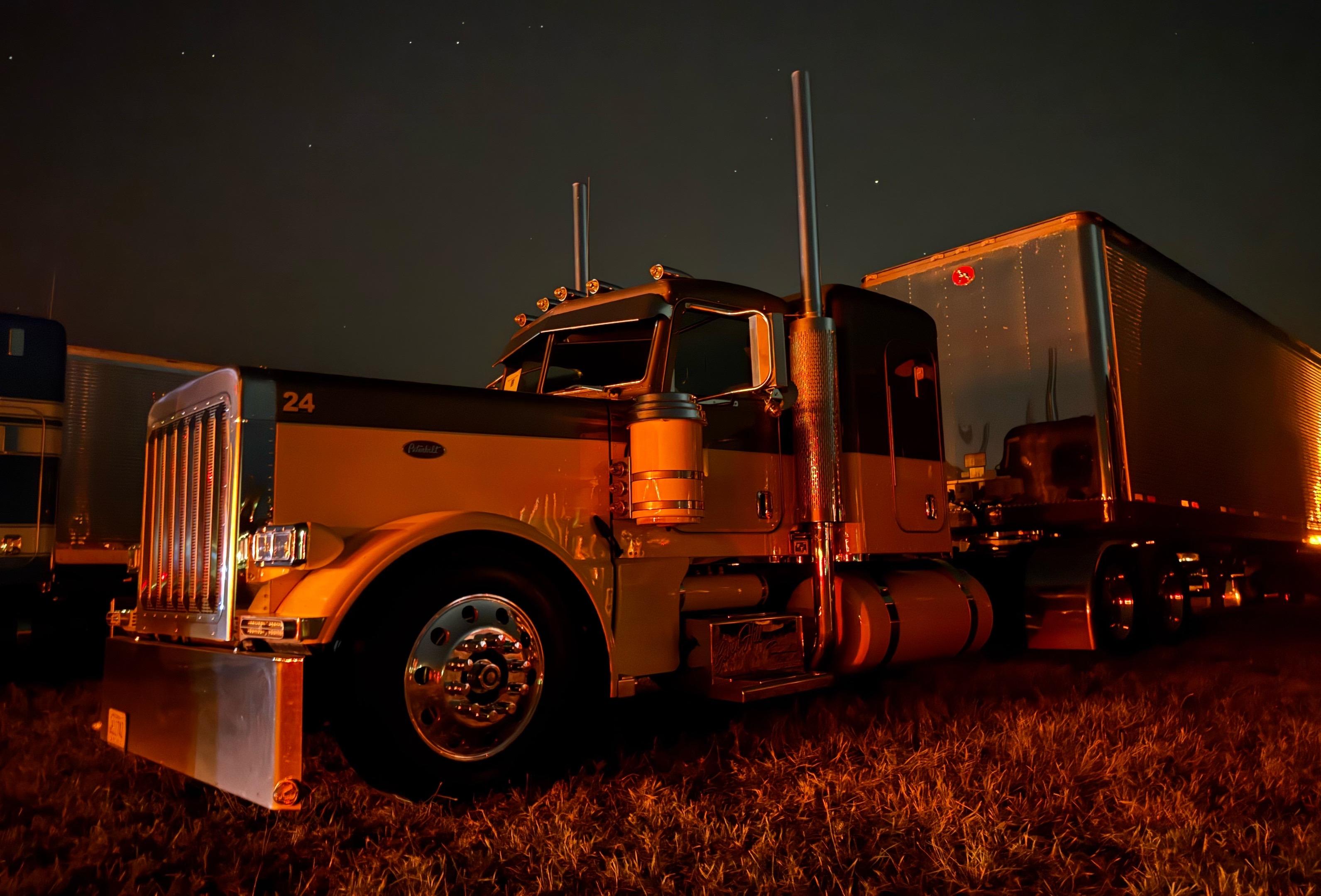 @WiscoBigRigs
