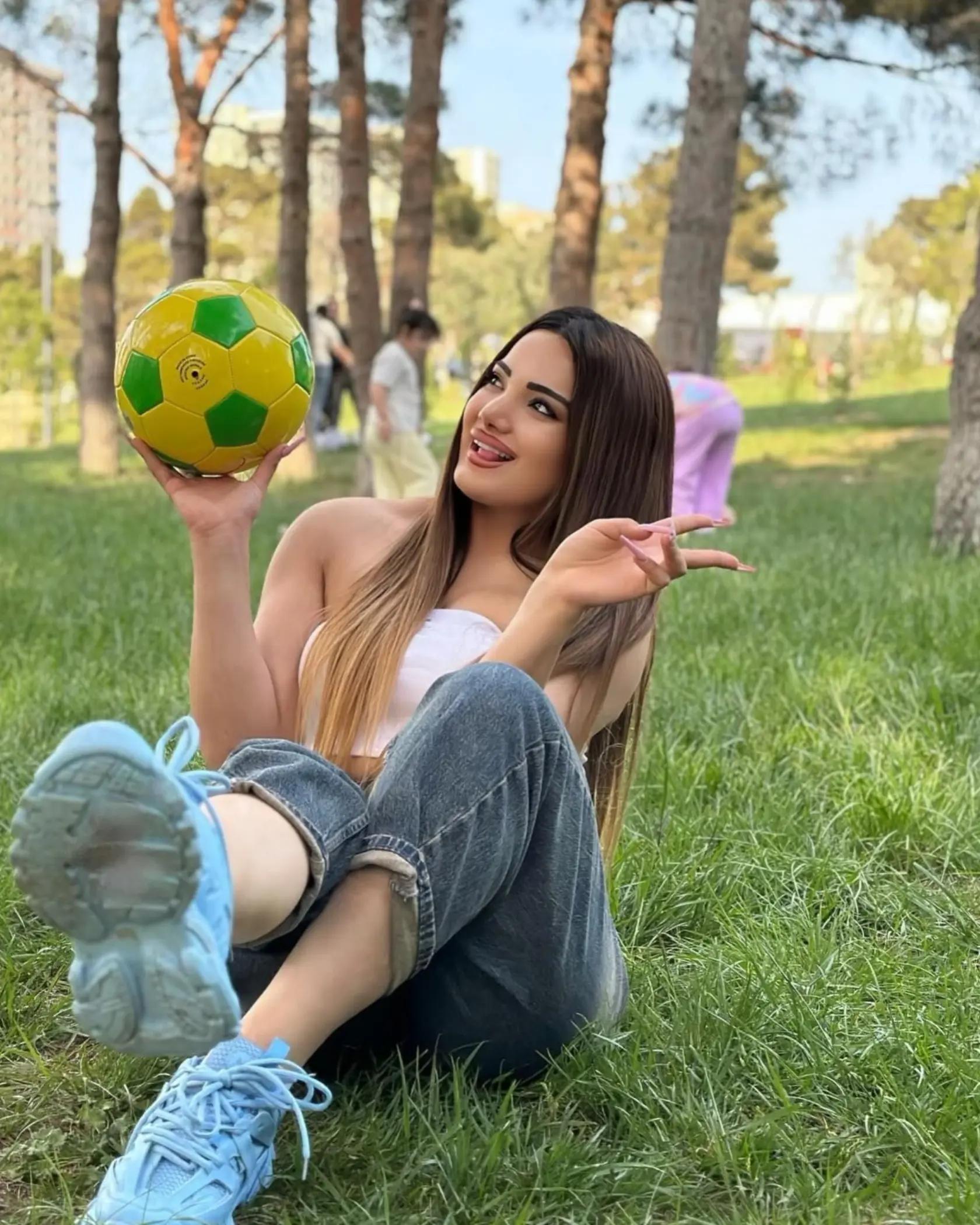 @Nezrin 020