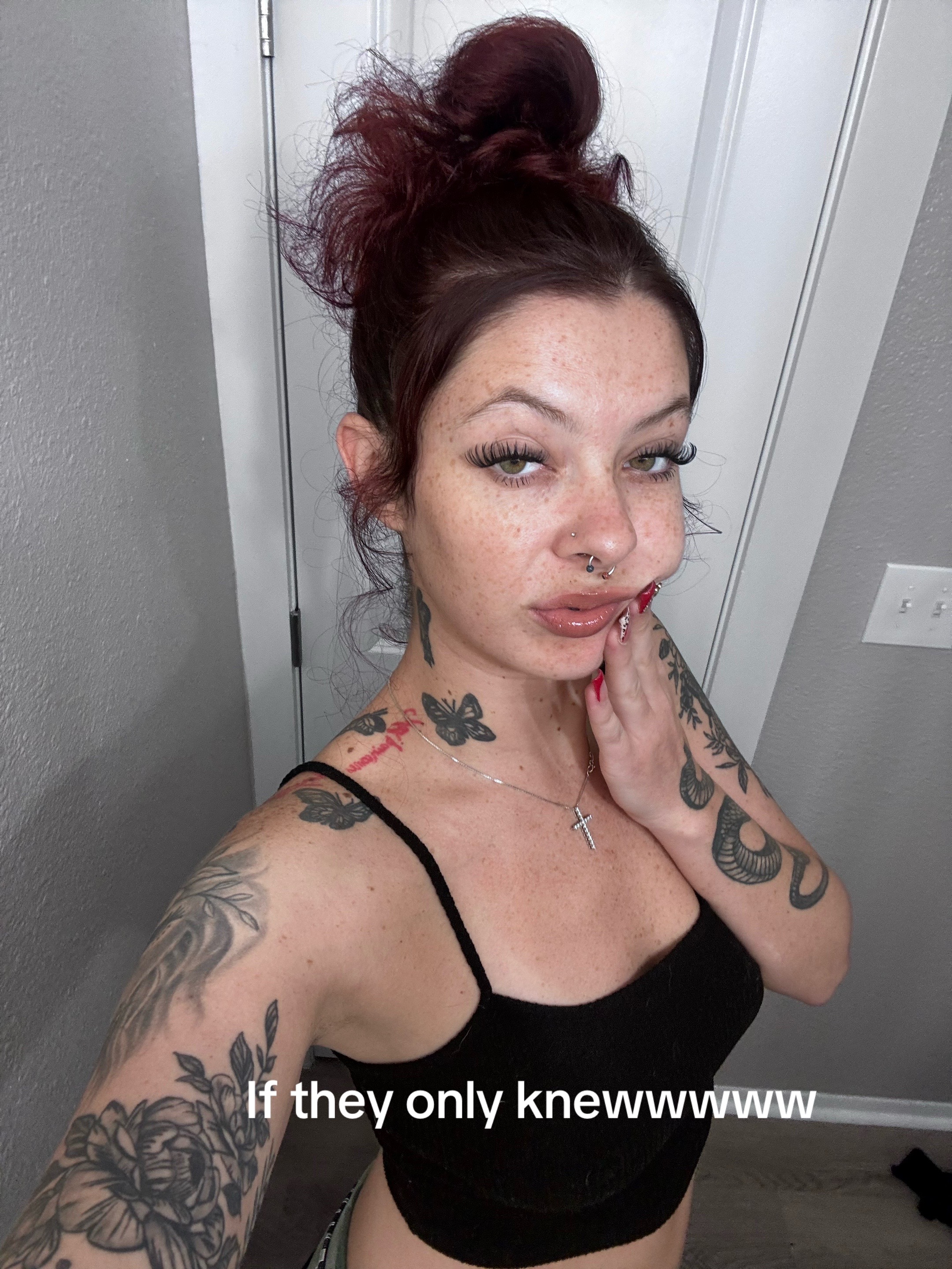@chry4natss