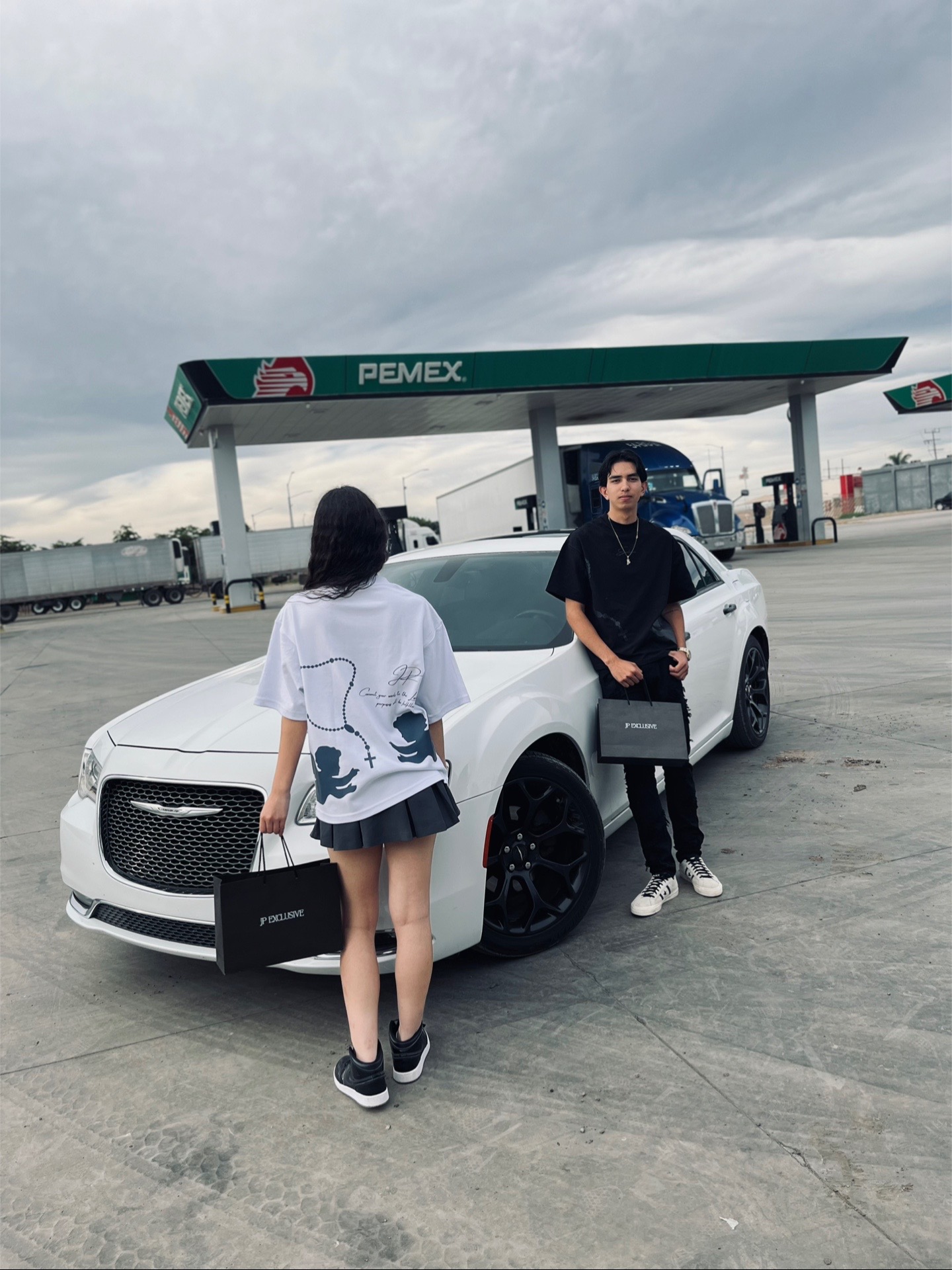 @Exclusive🖋️
