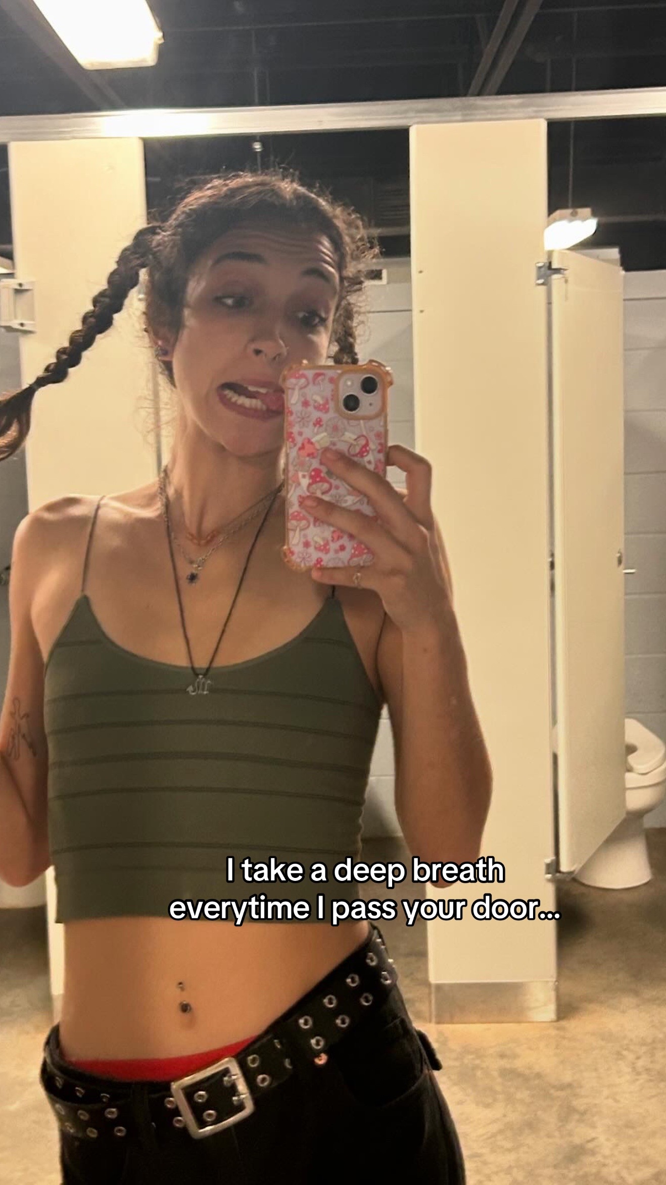 @livinfast