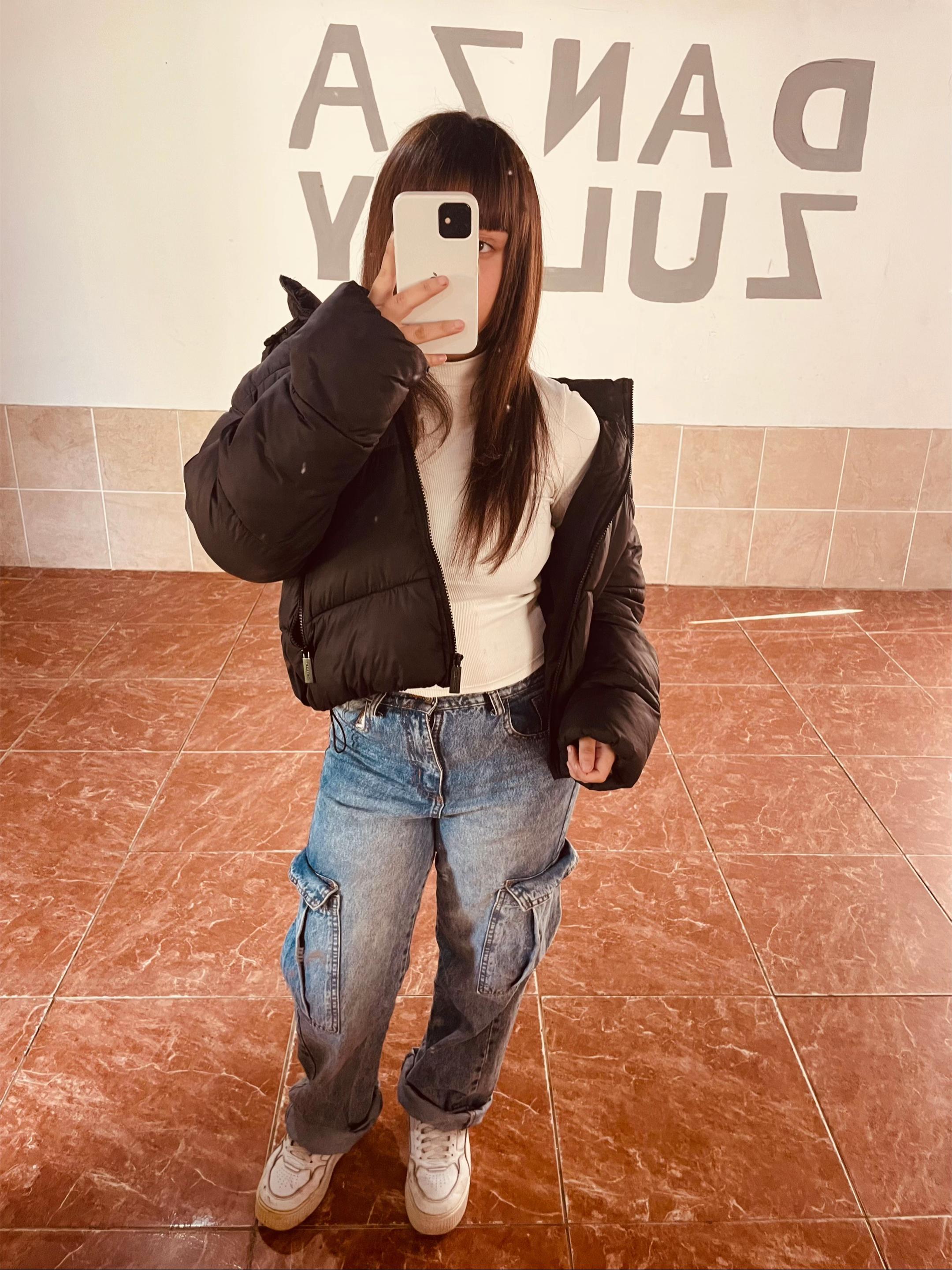 @user24001489059