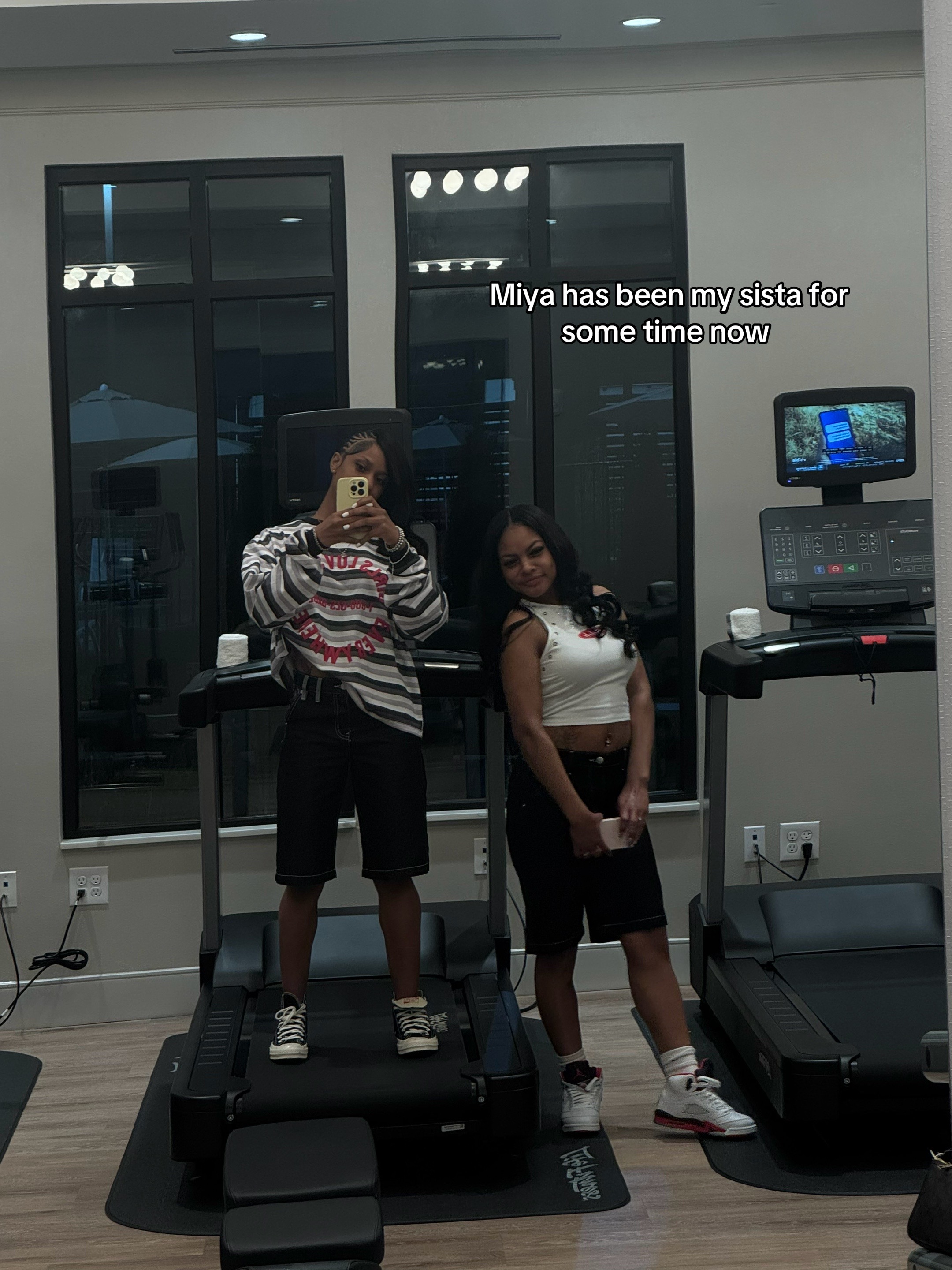 @xoxoisabella._
