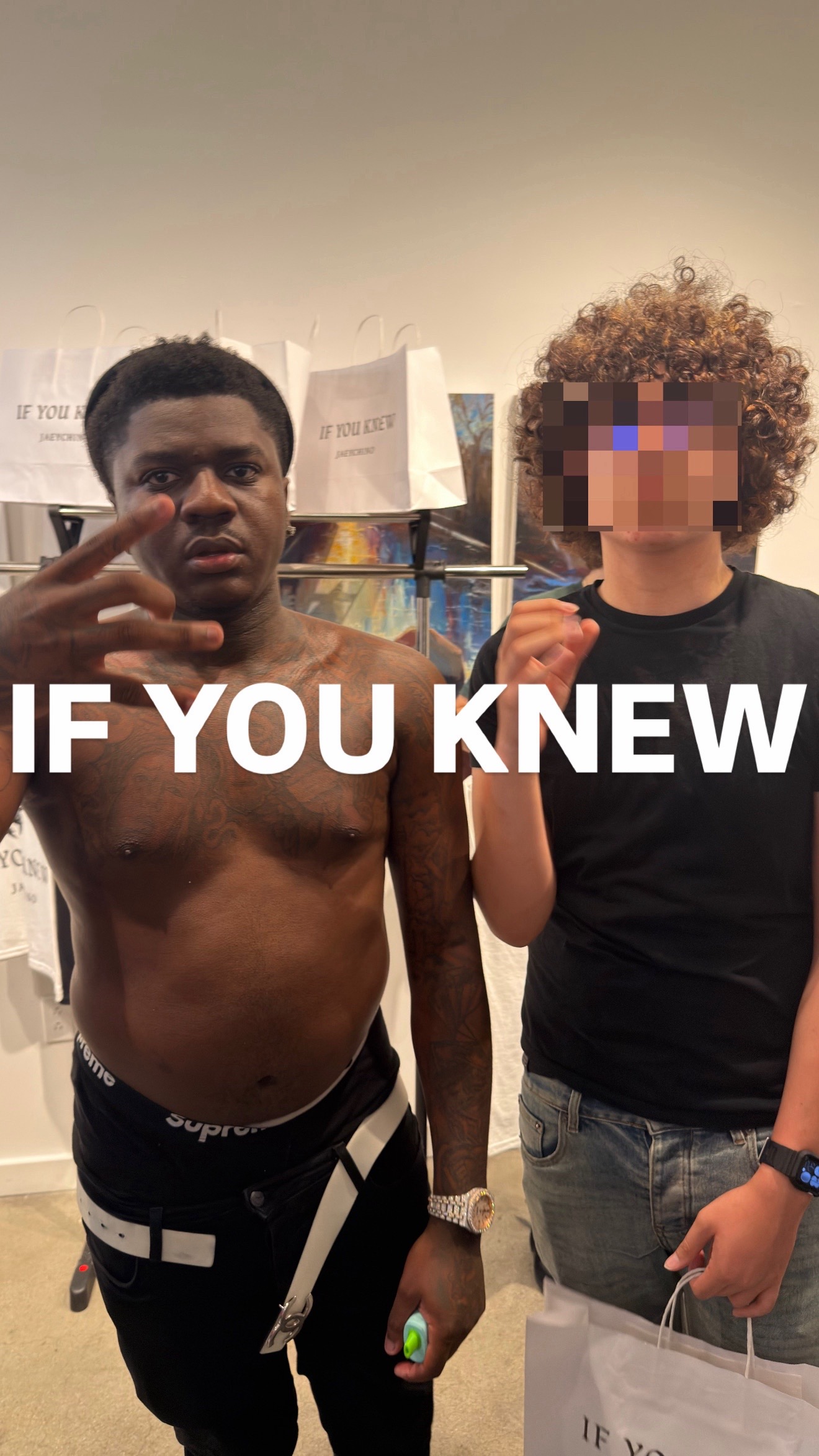 @️