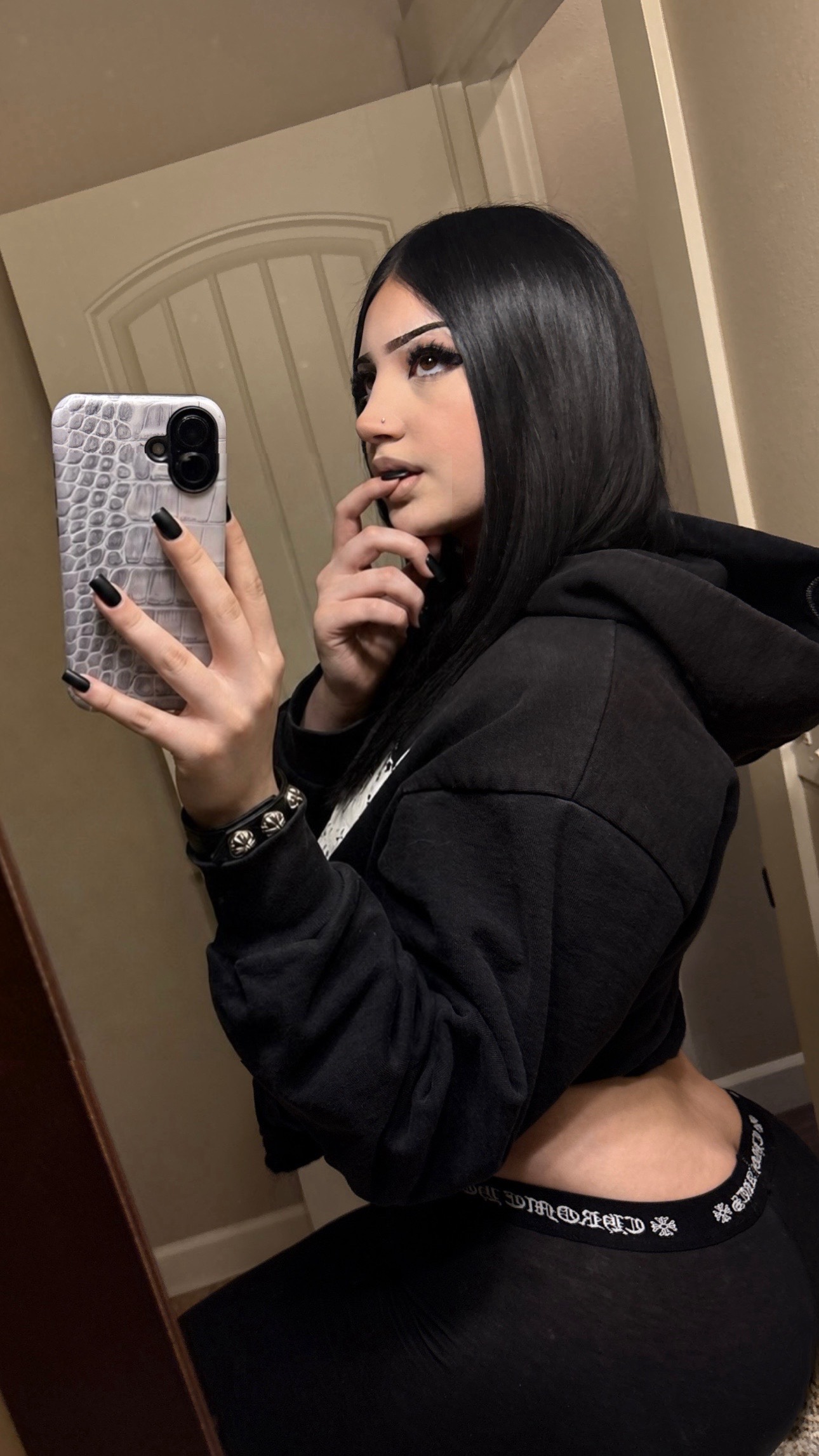 @allieeeeeeeeee